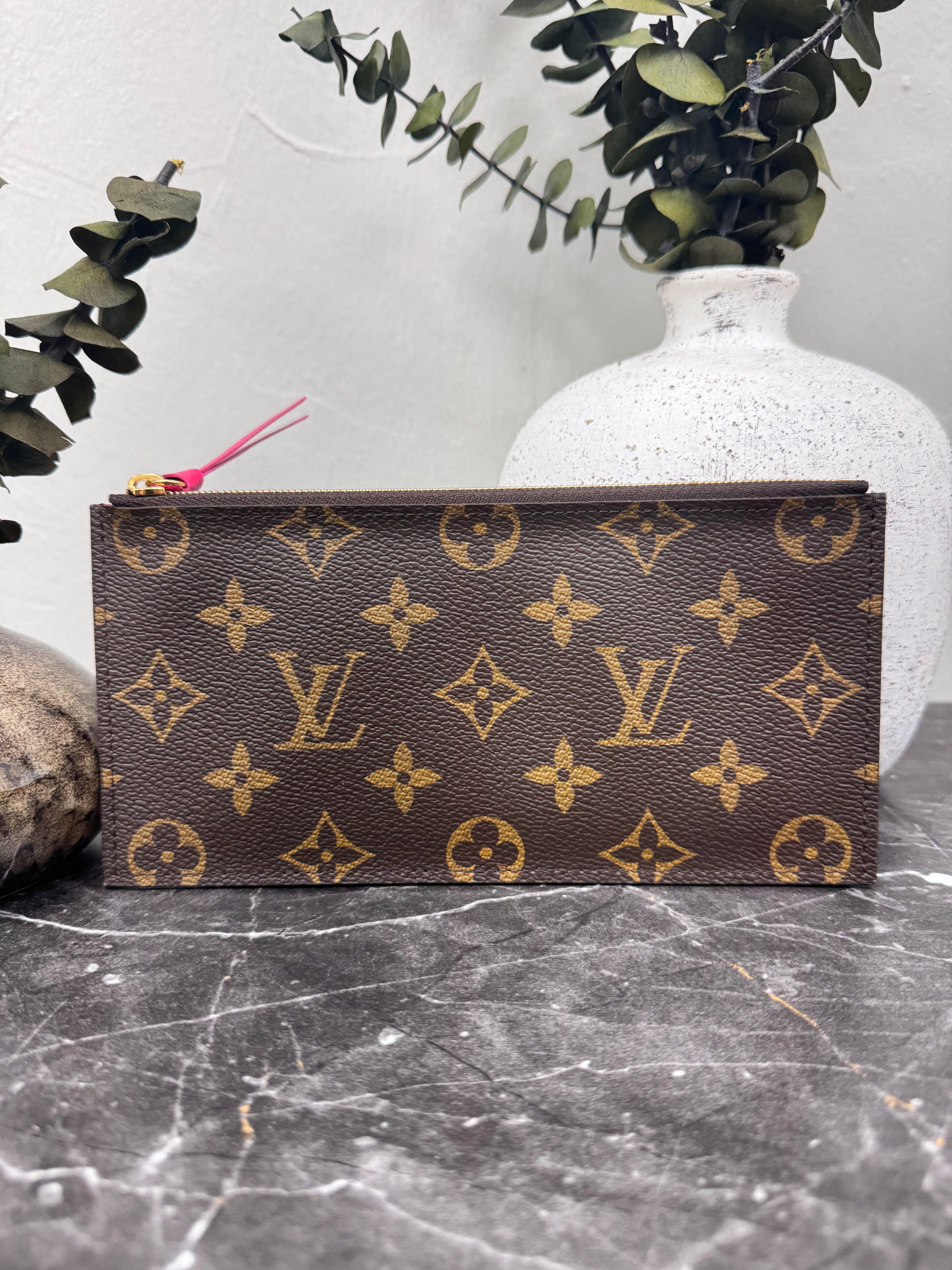 LIKE NEW - Louis Vuitton Monogram & Hot Pink Zip Wallet Insert