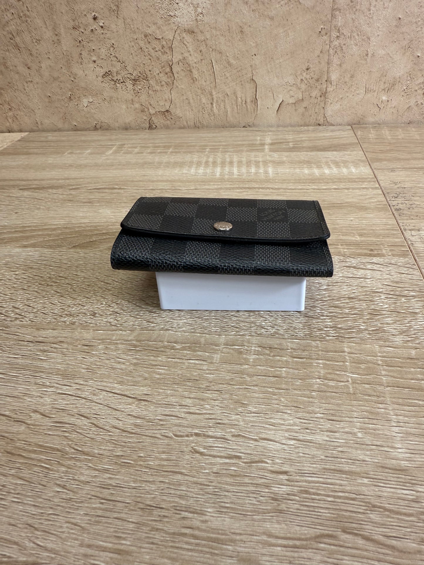 Louis Vuitton Damier Graphite 6 Ring Key Holder