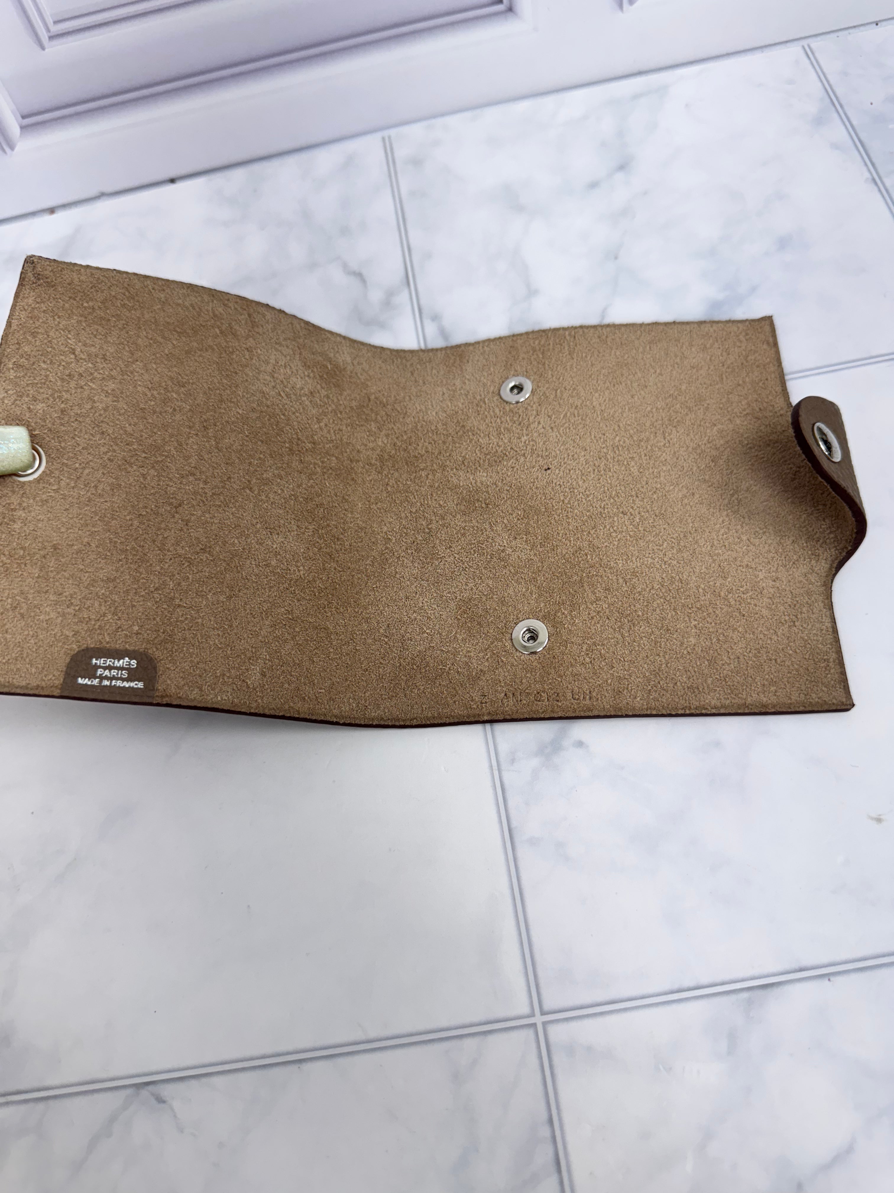 LIKE NEW - Hermes Taupe Pebbled Leather Ulysse Mini Notebook Cover
