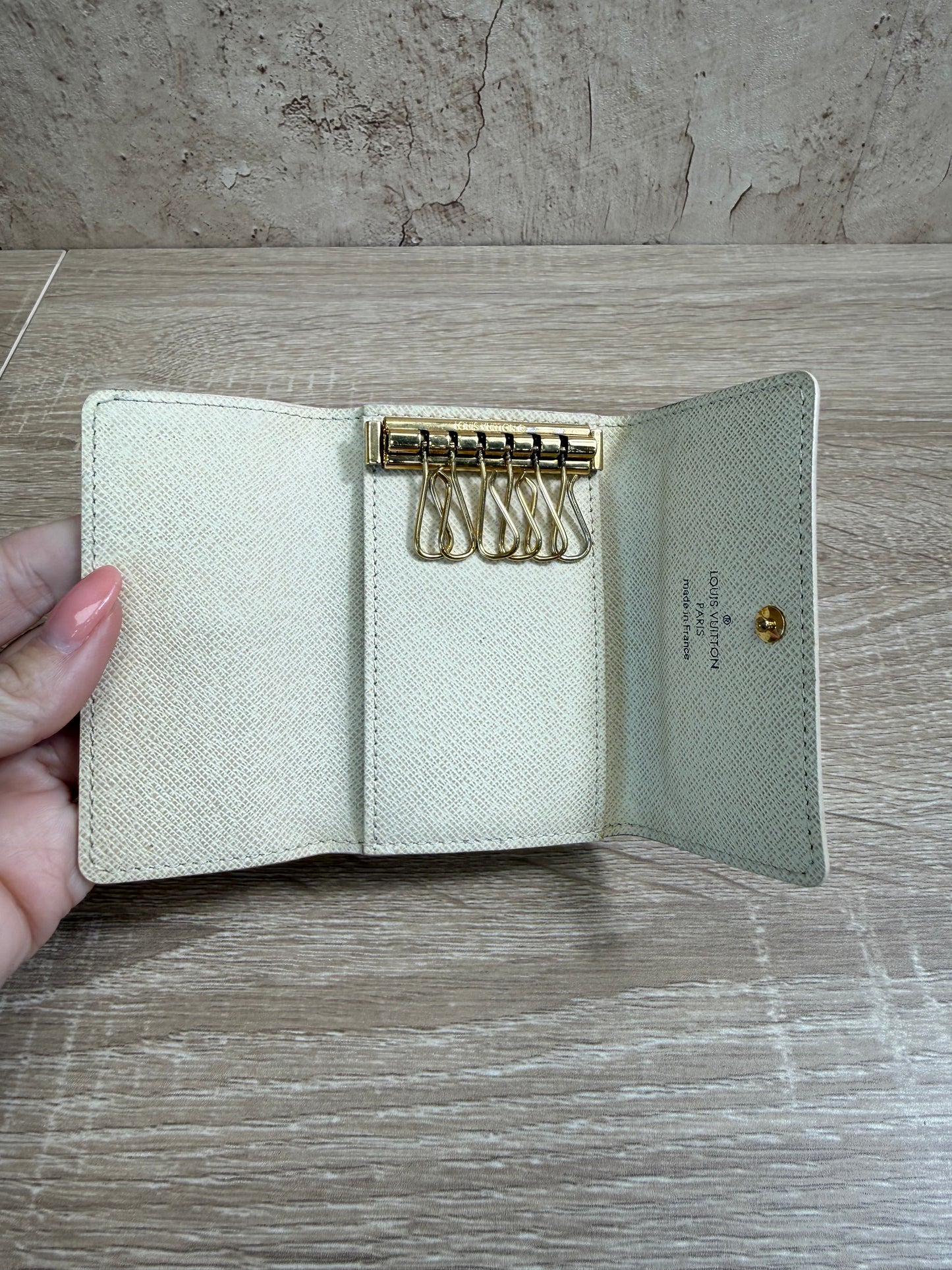 Louis Vuitton Damier Azur 6 Key Ring Case