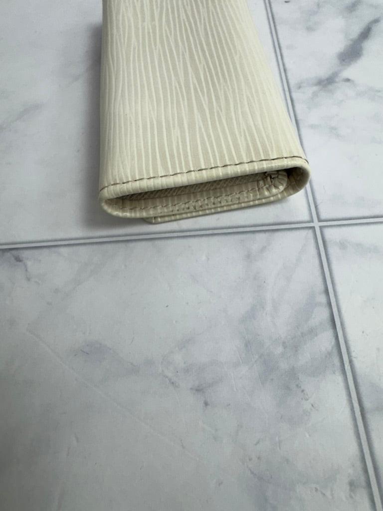 Louis Vuitton White Epi Leather Multicles Key Holder