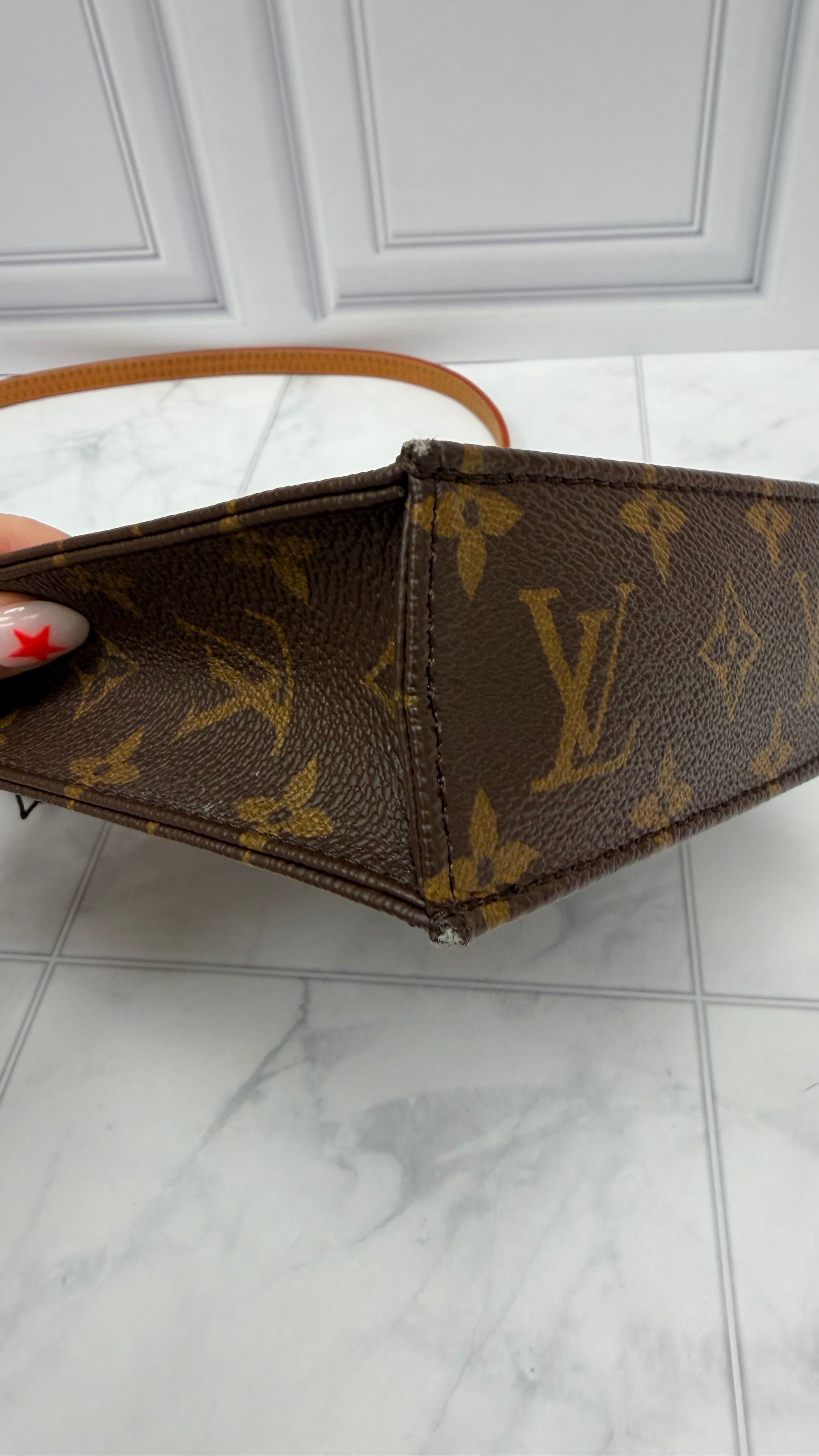 *DONS DROP* BRAND NEW Louis Vuitton Monogram Petit Sac Plat Crossbody Bag