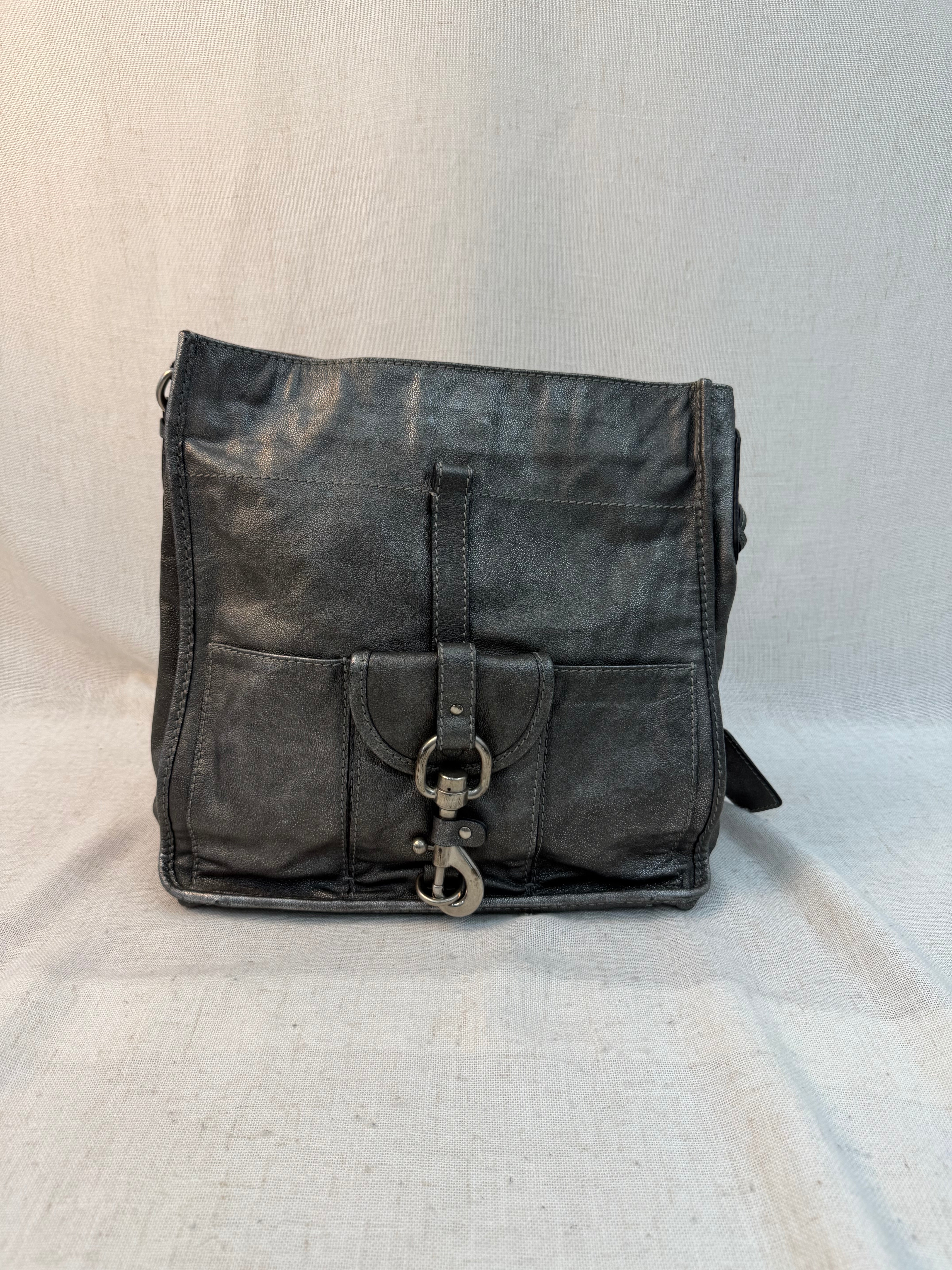 Chloe Metallic Silver Leather Kerala Shoulder Bag