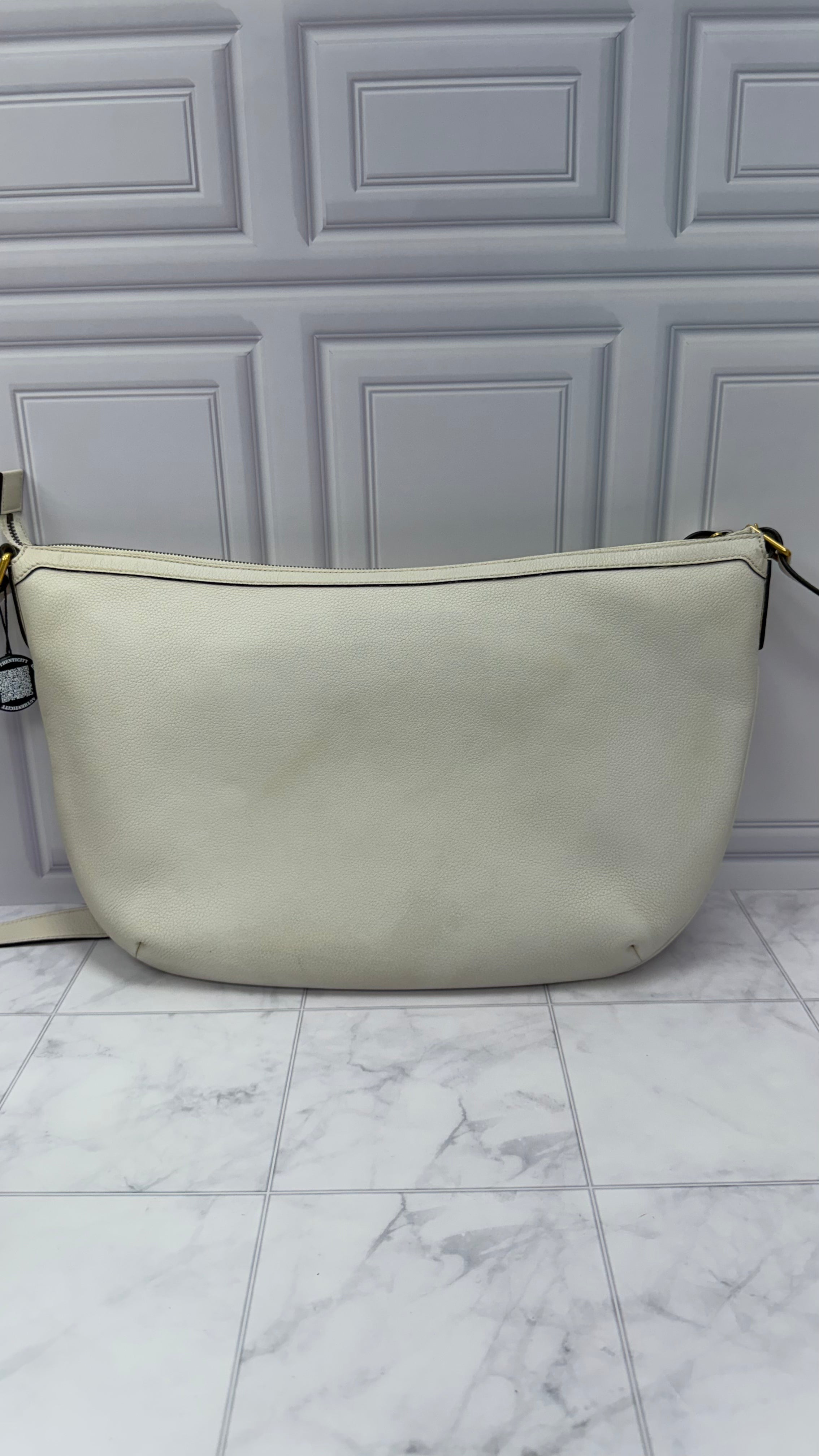 *DONS DROP* Gucci Cream Leather Logo Print Half Moon Hobo Bag