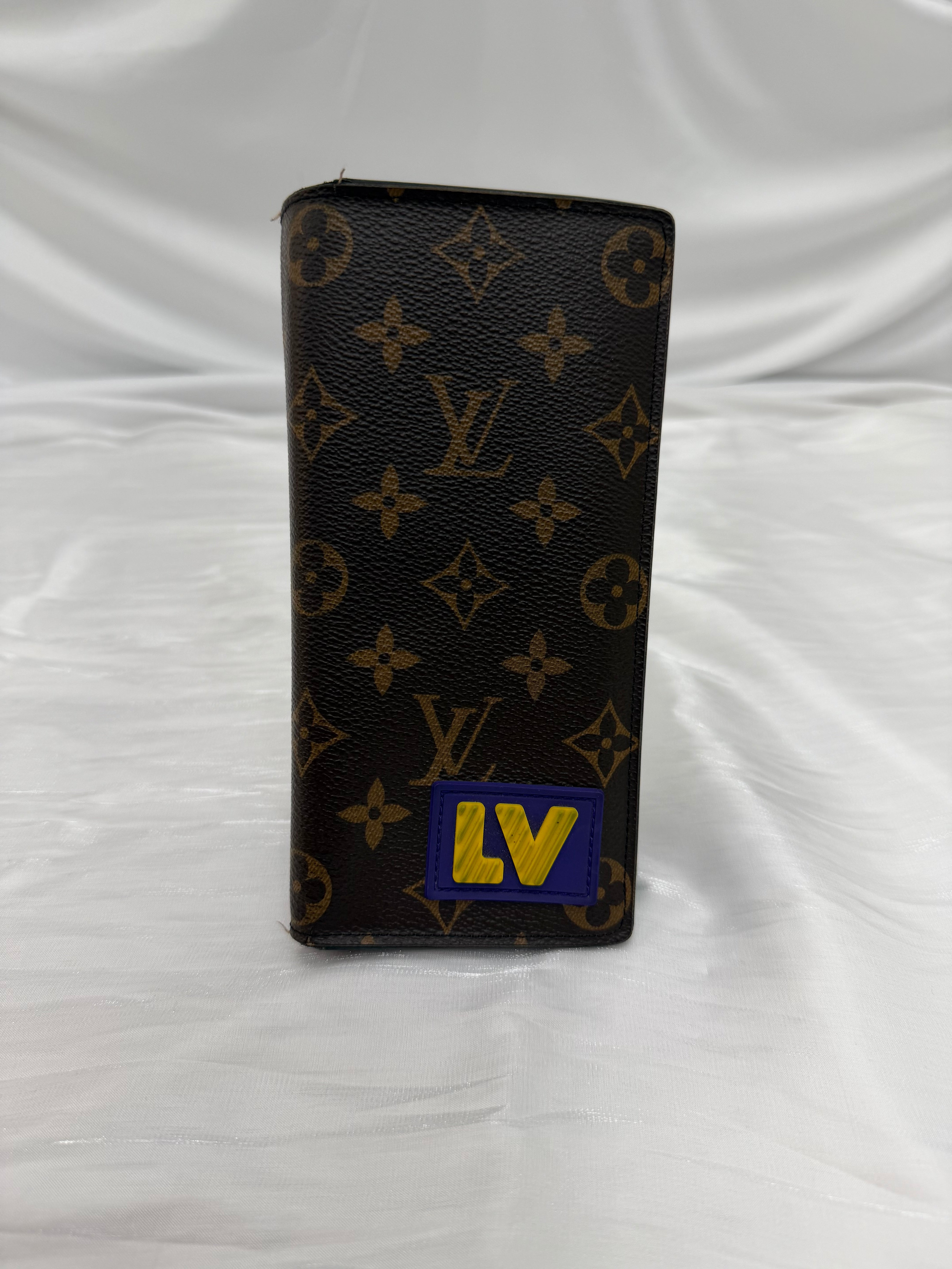 Louis Vuitton Monogram Limited Edition Brazza Wallet
