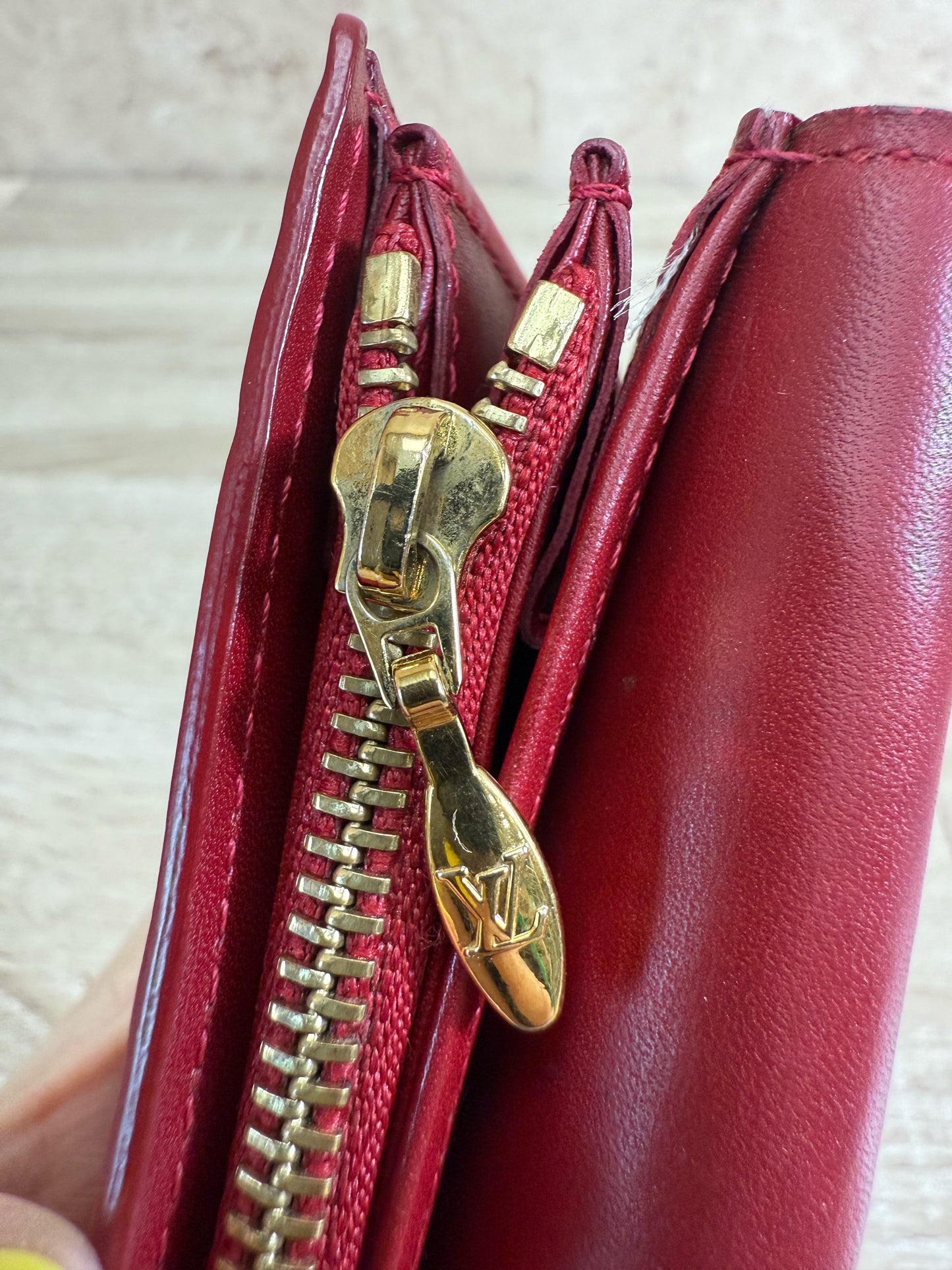 Louis Vuitton Red Vernis Sarah Wallet
