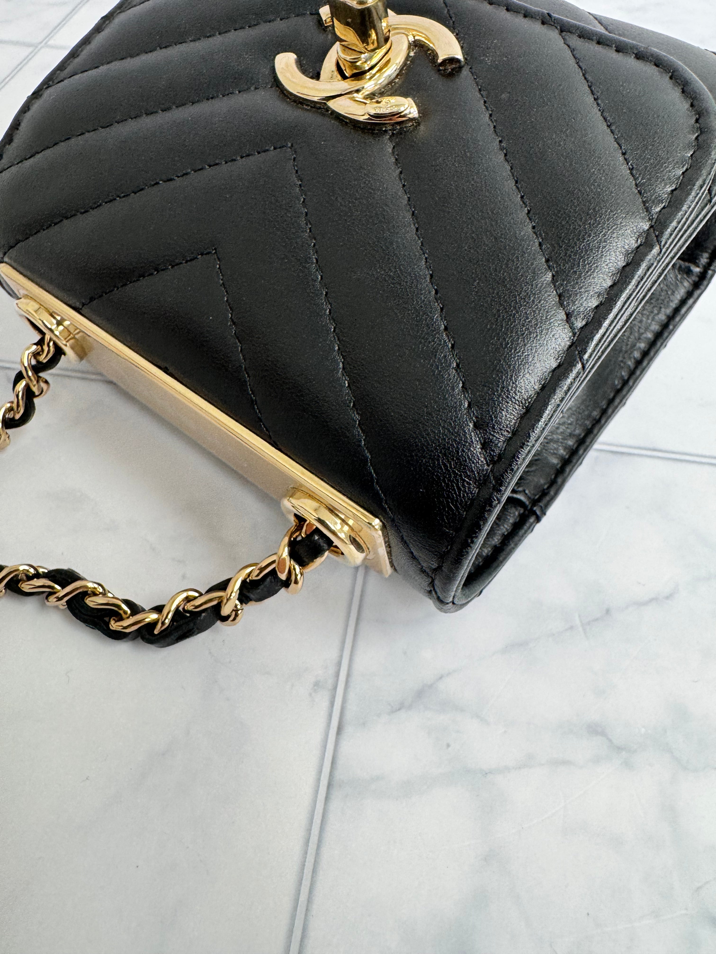 *DONS DROP* Chanel Black Quilted Lambskin Leather Trendy CC Mini Crossbody