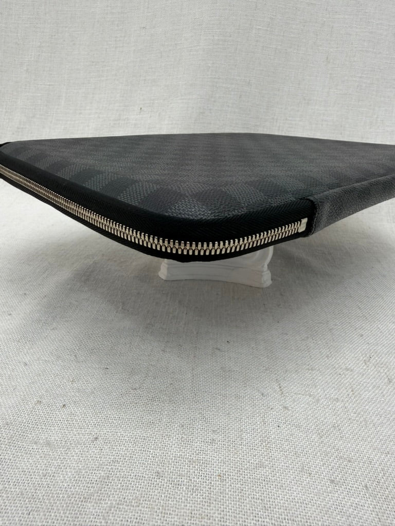 Louis Vuitton Damier Graphite Horizon 13in Laptop Zip Sleeve
