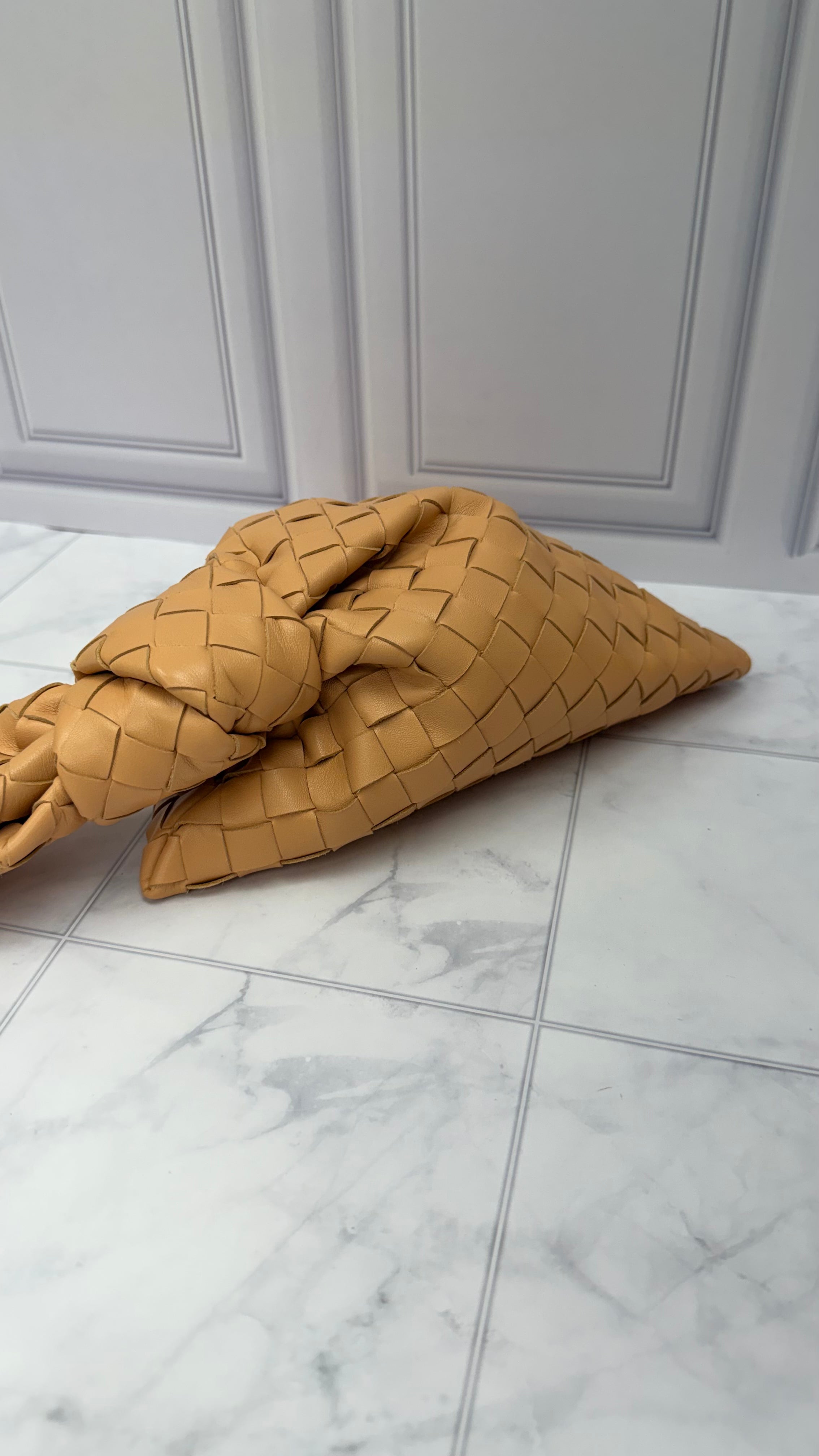 *DONS DROP* LIKE NEW - Bottega Veneta Tan Intrecciato Leather Mini Twist Bag