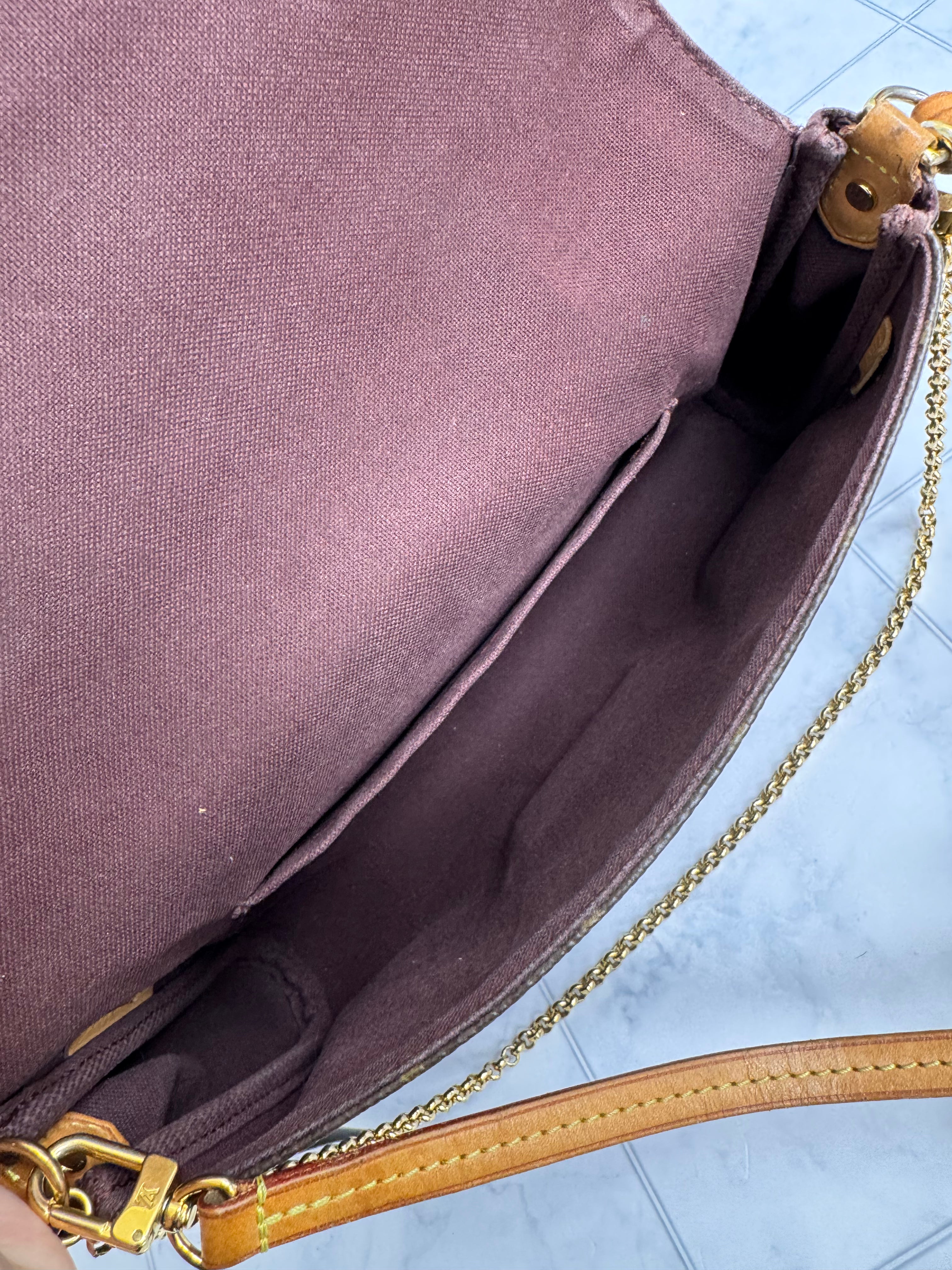 *DONS DROP* Louis Vuitton Monogram Favorite MM Crossbody Bag