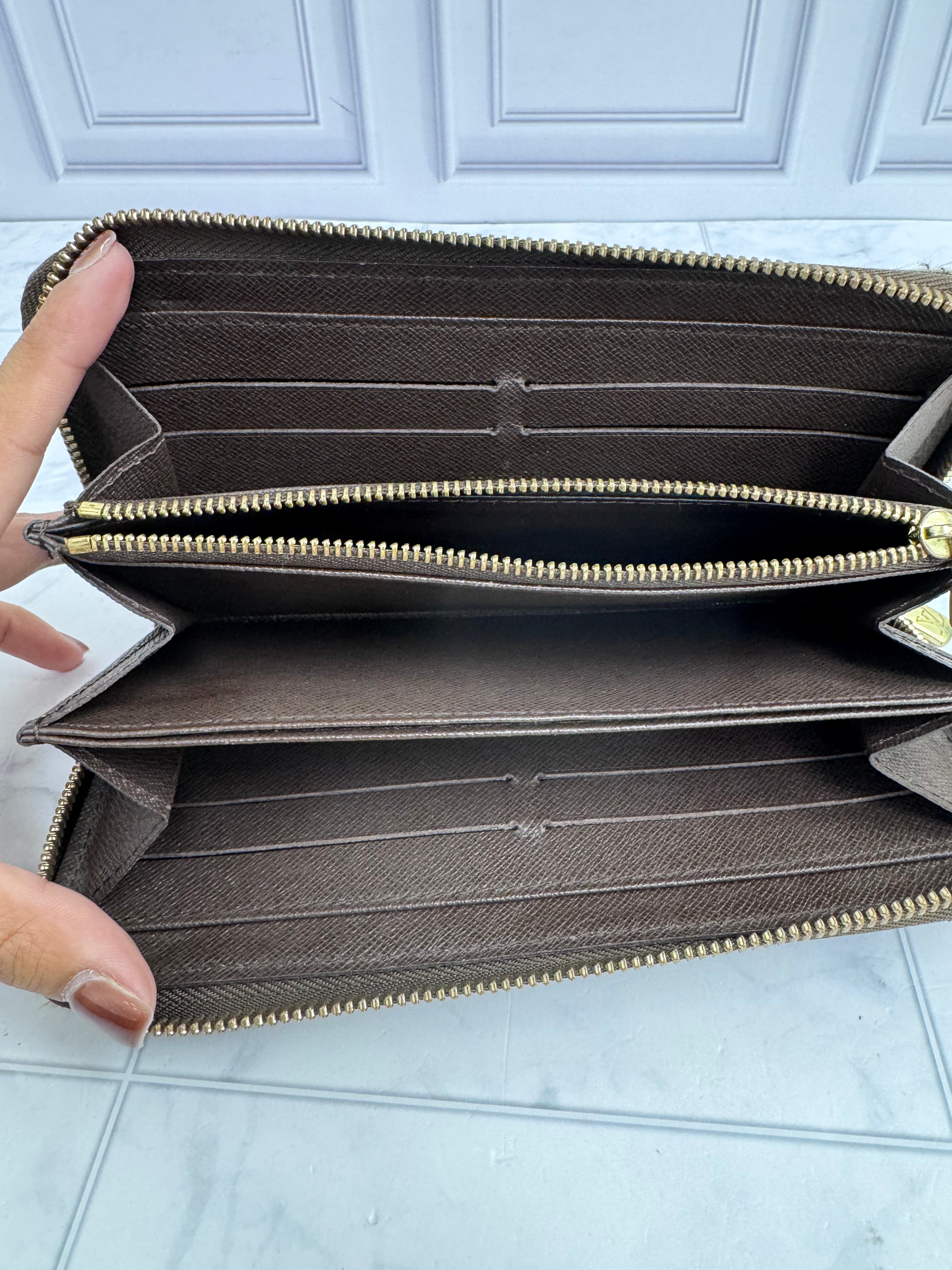 Louis Vuitton Brown Mini Lin Canvas Zippy Wallet