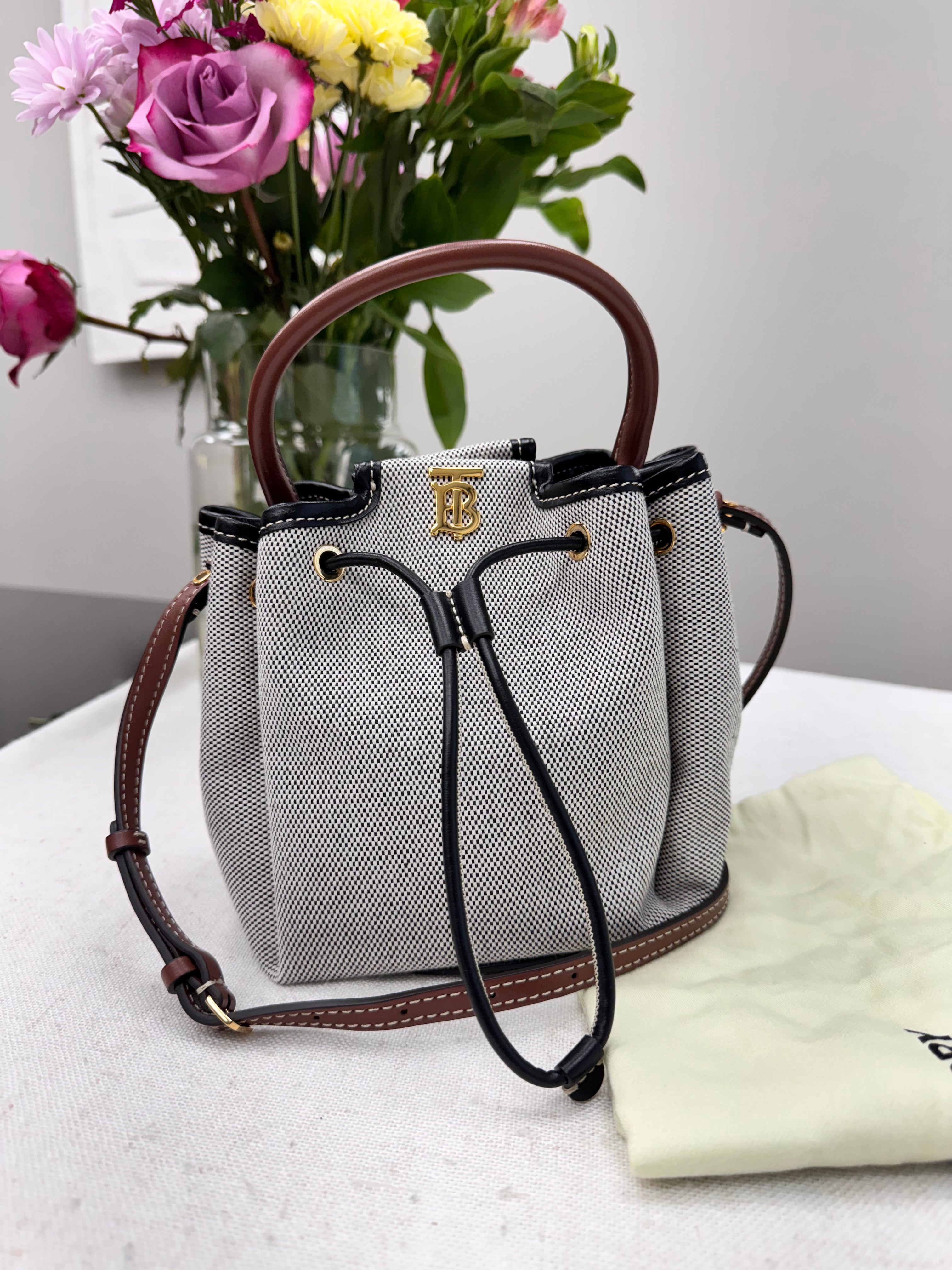 *DONS DROP* LIKE NEW - Burberry Black Canvas Monogram Motif Bucket Bag