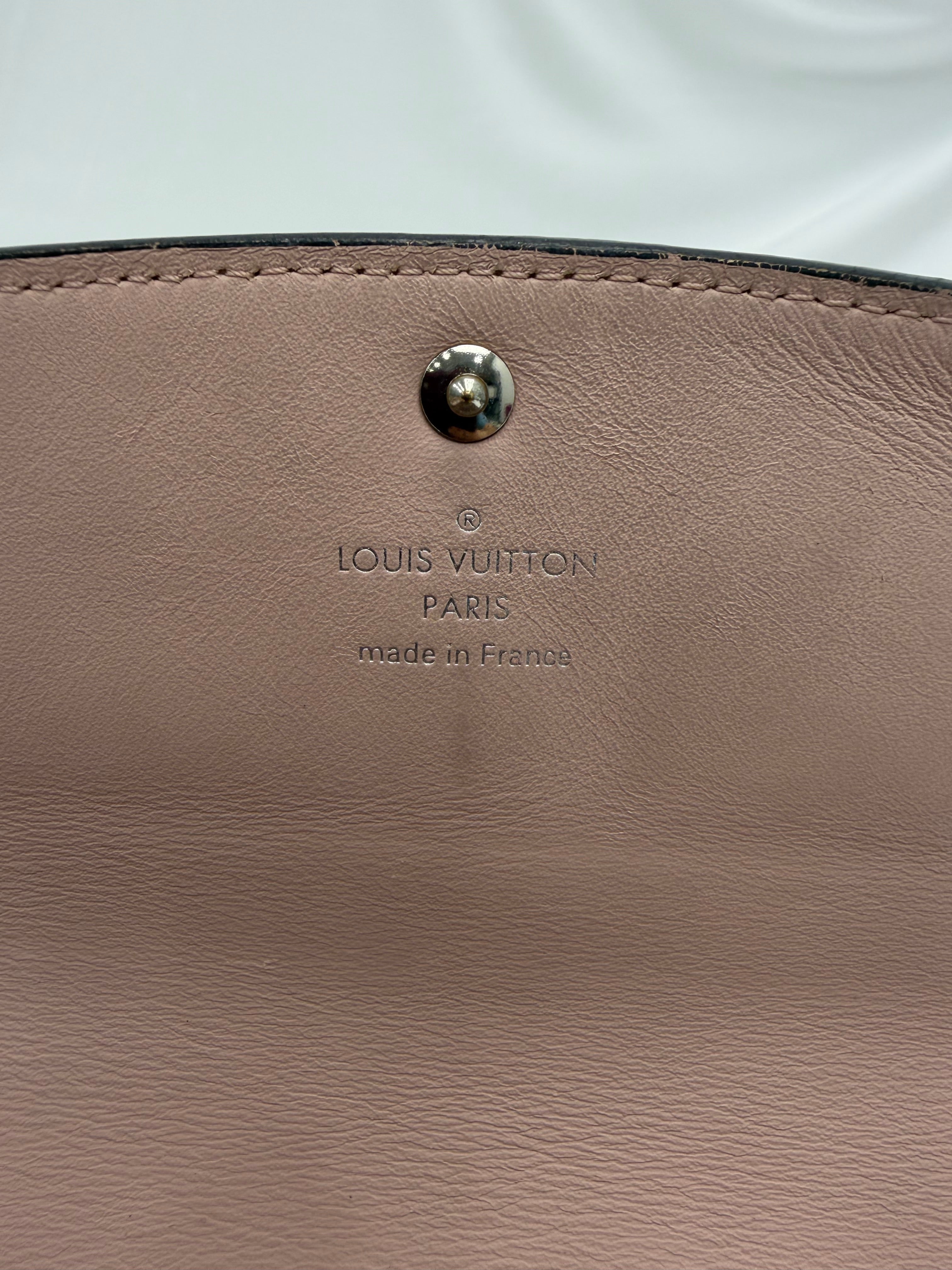 Louis Vuitton Dusty Rose Mahina Leather Sarah Wallet
