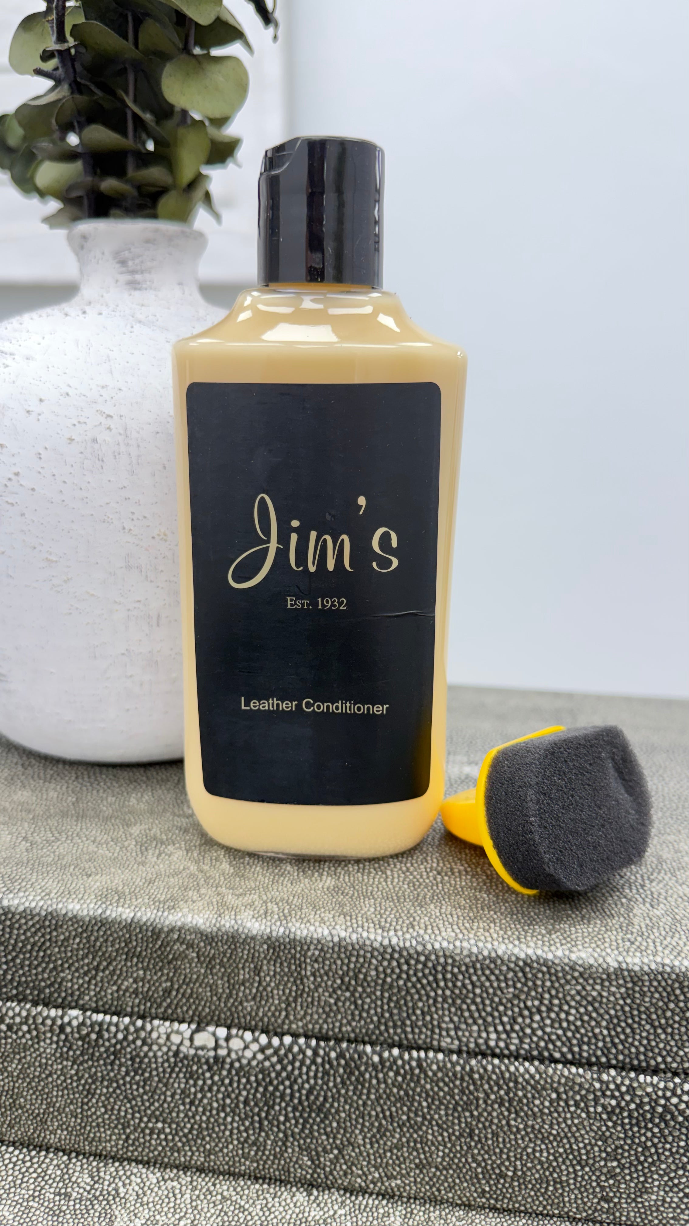 002 Cobbler Concierge x Jim’s Juice The BIG Bottle Leather Conditioner