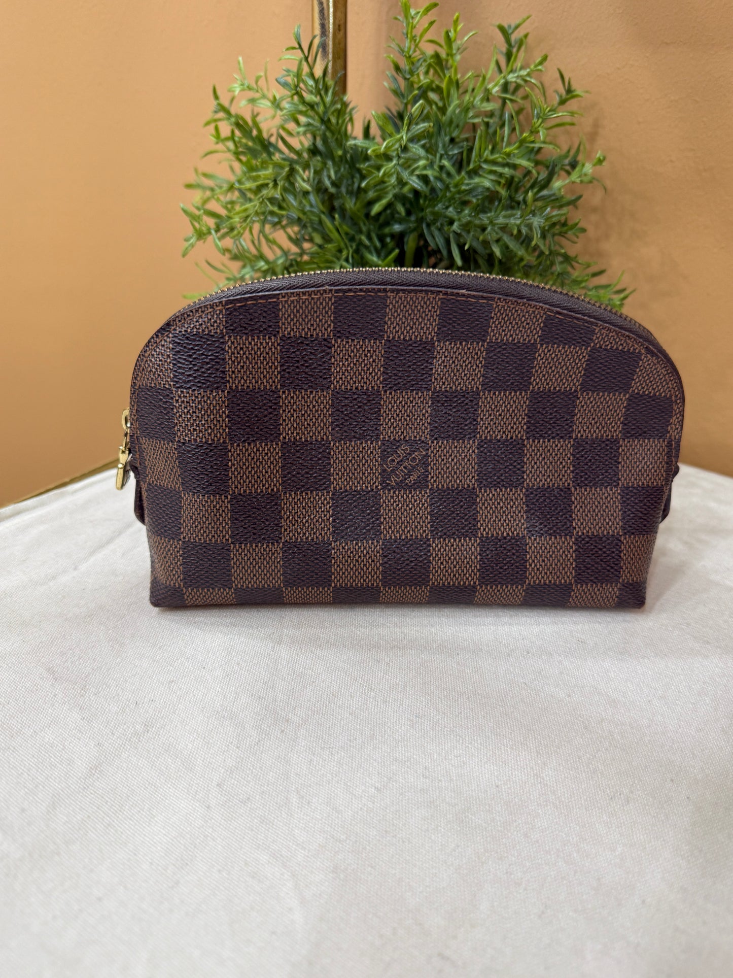 Louis Vuitton Damier Ebene Cosmetic Case