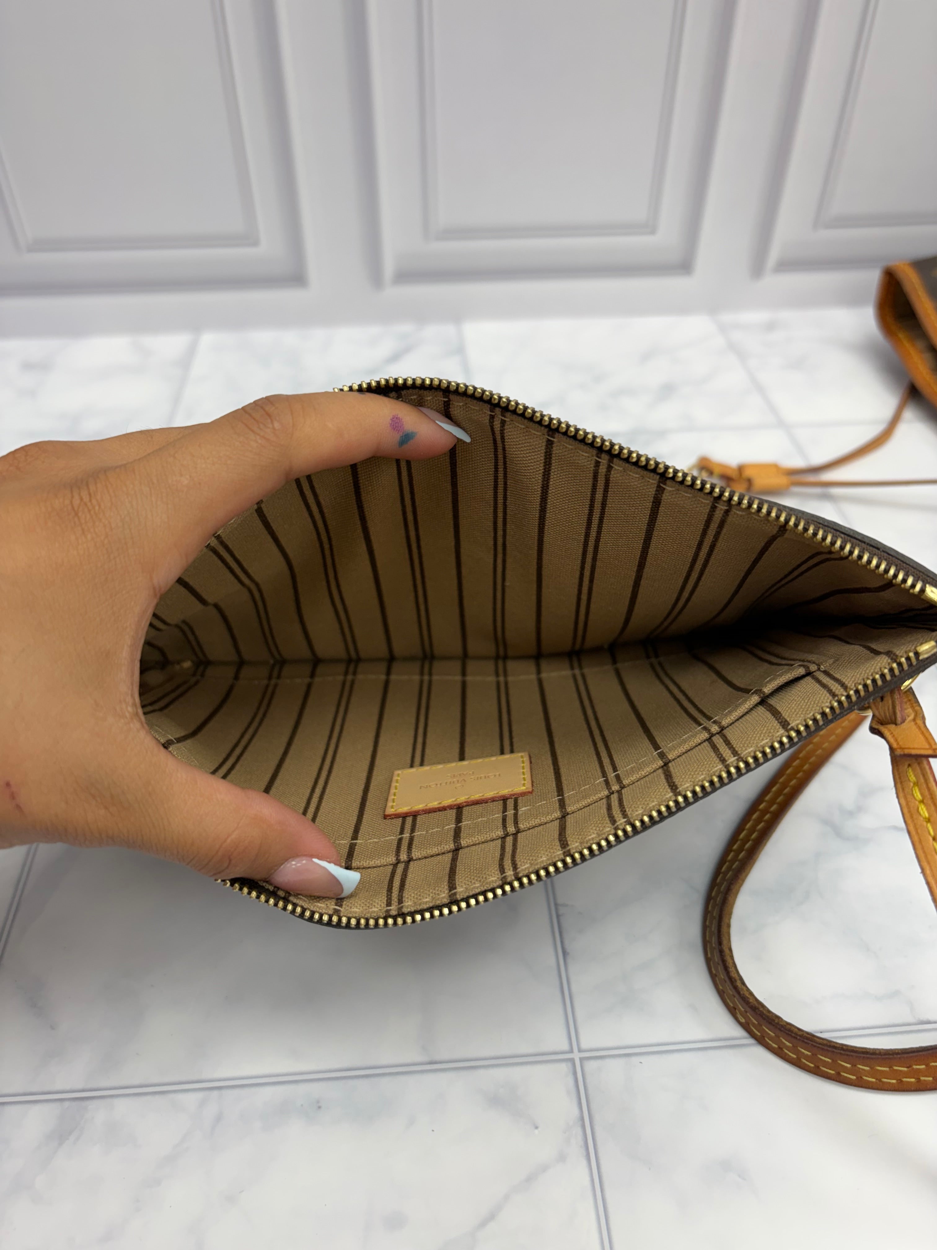 Louis Vuitton Monogram Neverful GM