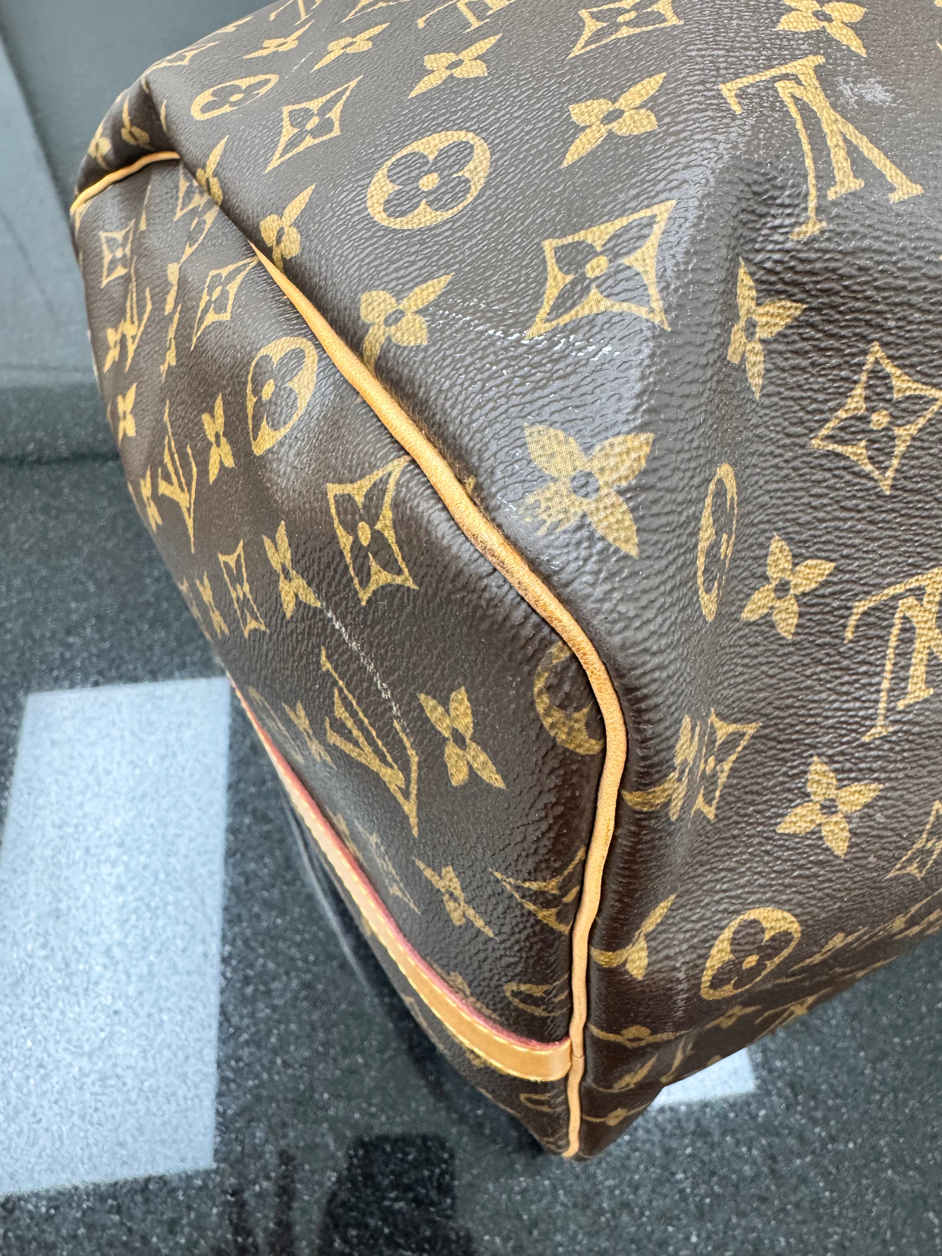 Louis Vuitton Monogram Keepall Bandouliere 60 - no strap
