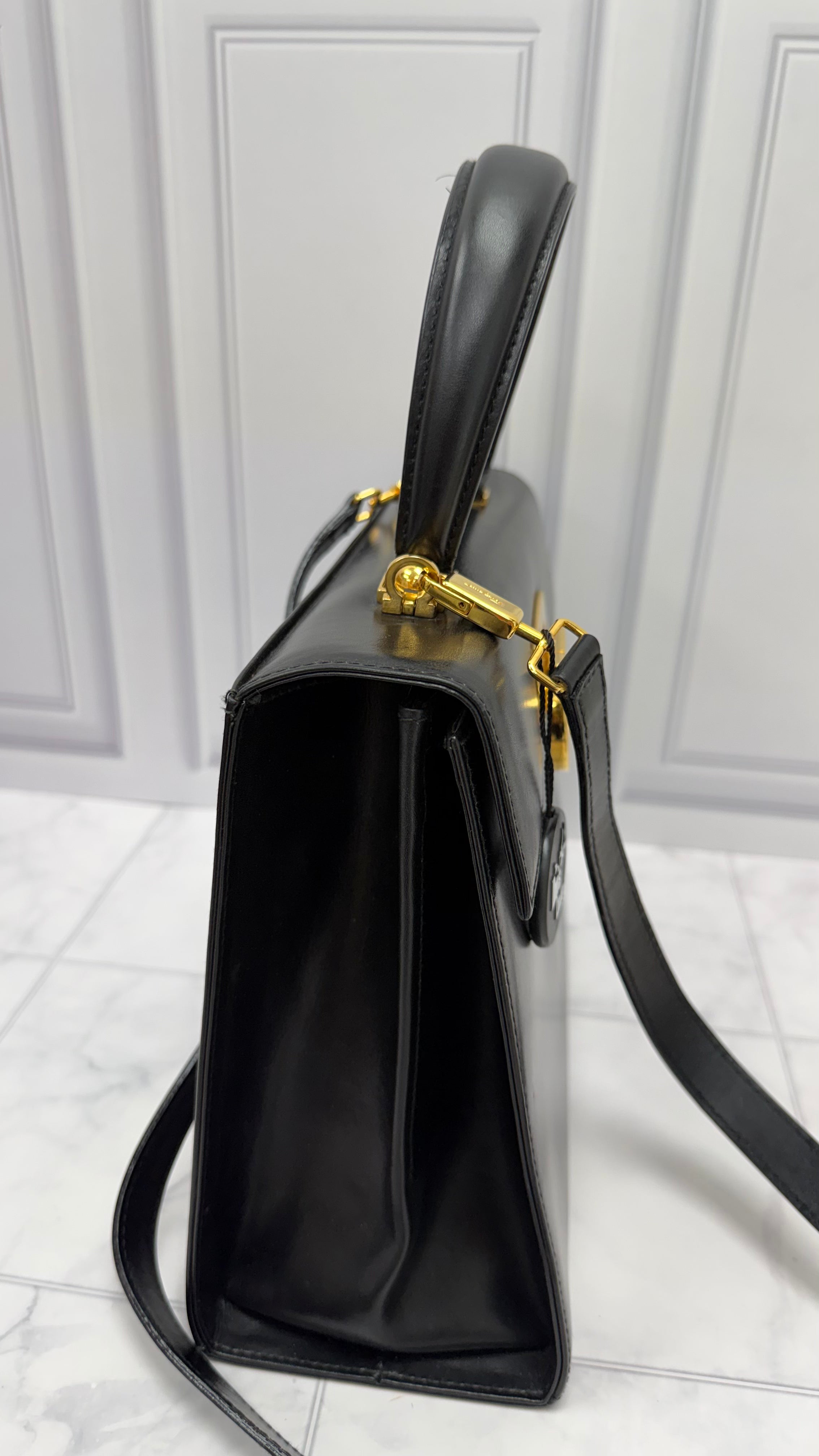 *DONS DROP* Salvatore Ferragamo Black Leather Brushed Off Top Handle Bag