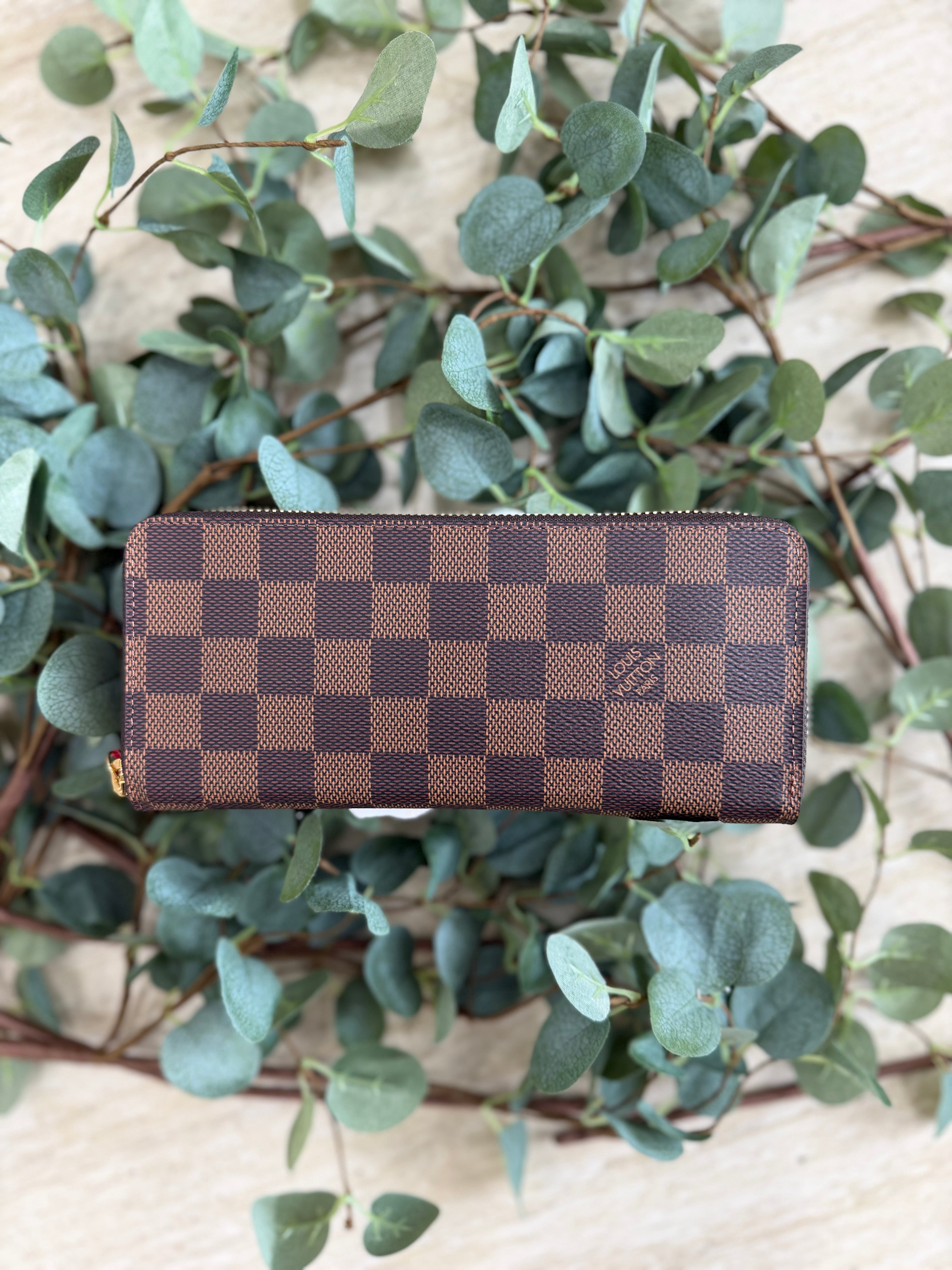 LIKE NEW Louis Vuitton Damier Ebene & Red Clemence Zippy Wallet