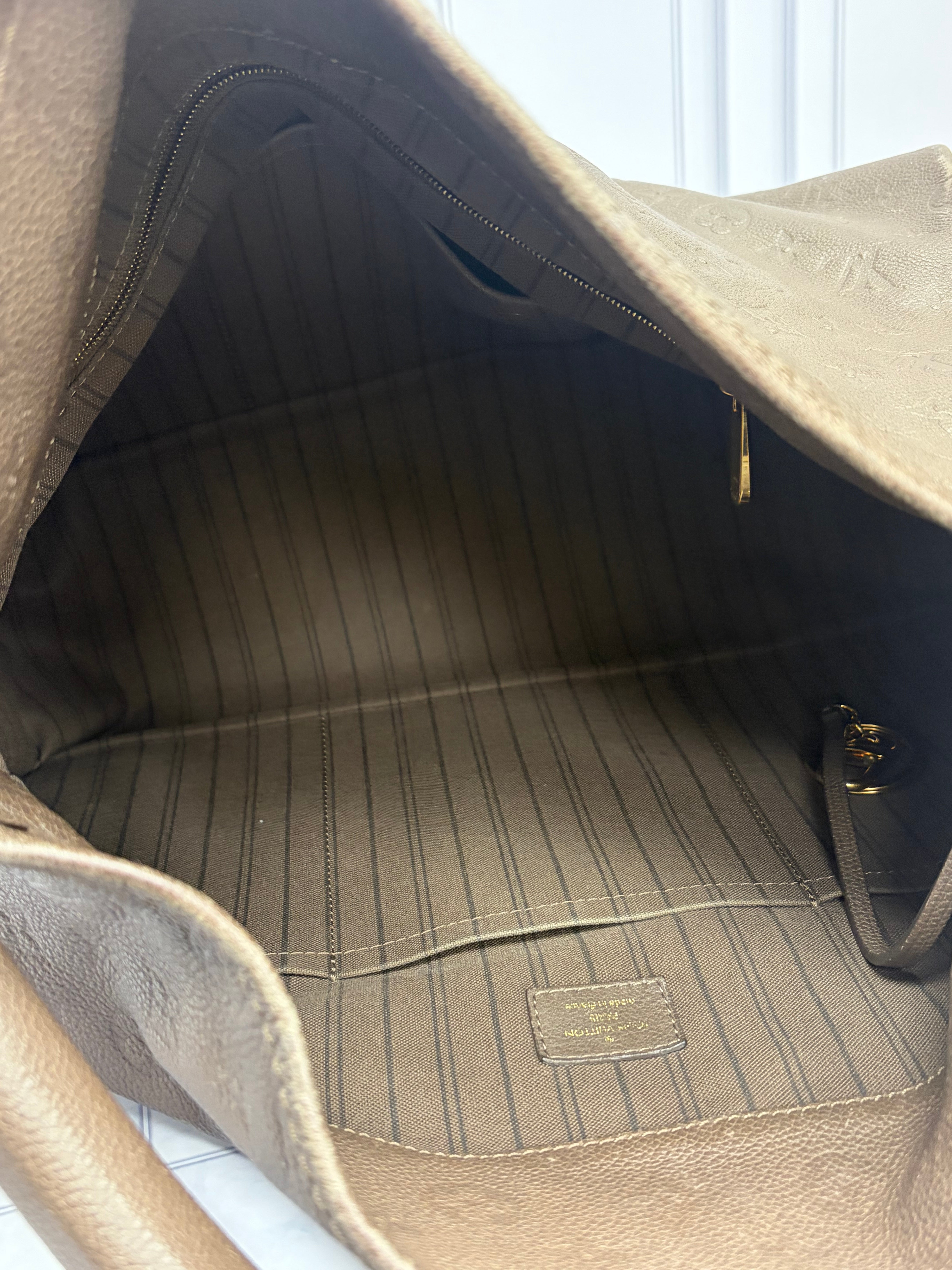 Louis Vuitton Taupe Monogram Empreinte Leather Artsy Handbag