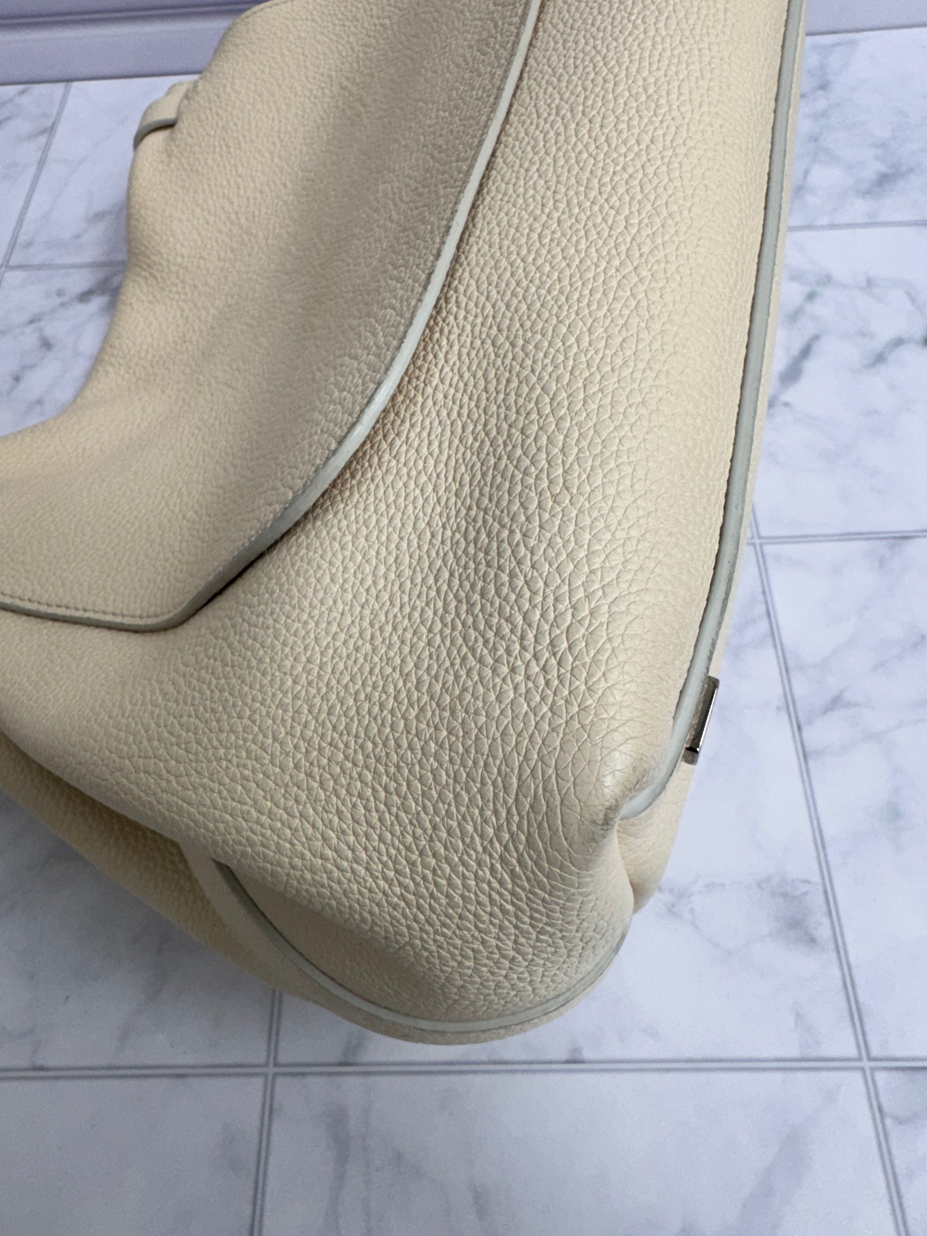 *DONS DROP* Gucci Ivory Leather Blondie Tote Bag