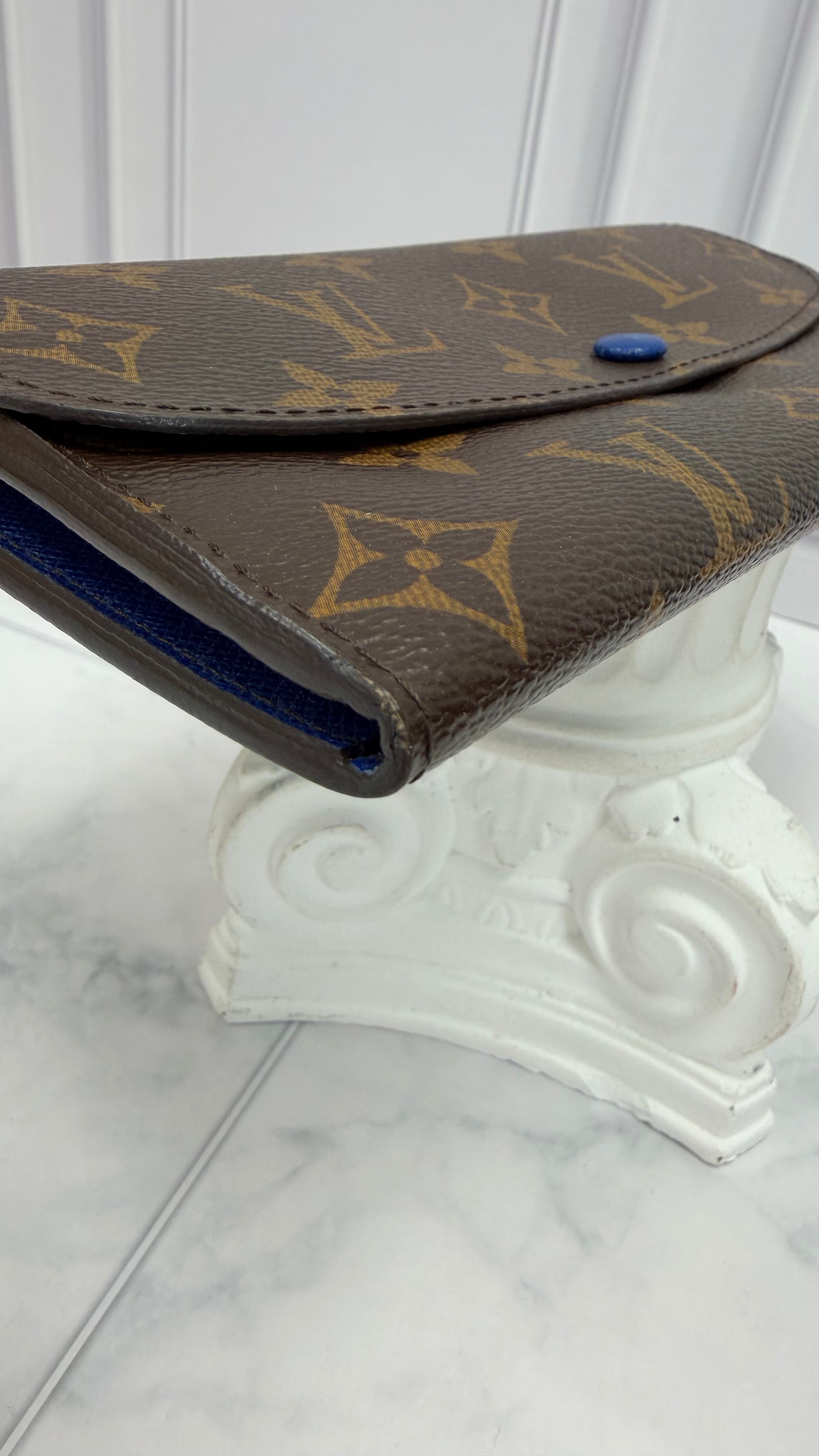 *DONS DROP* Louis Vuitton Monogram & Blue Emilie Wallet