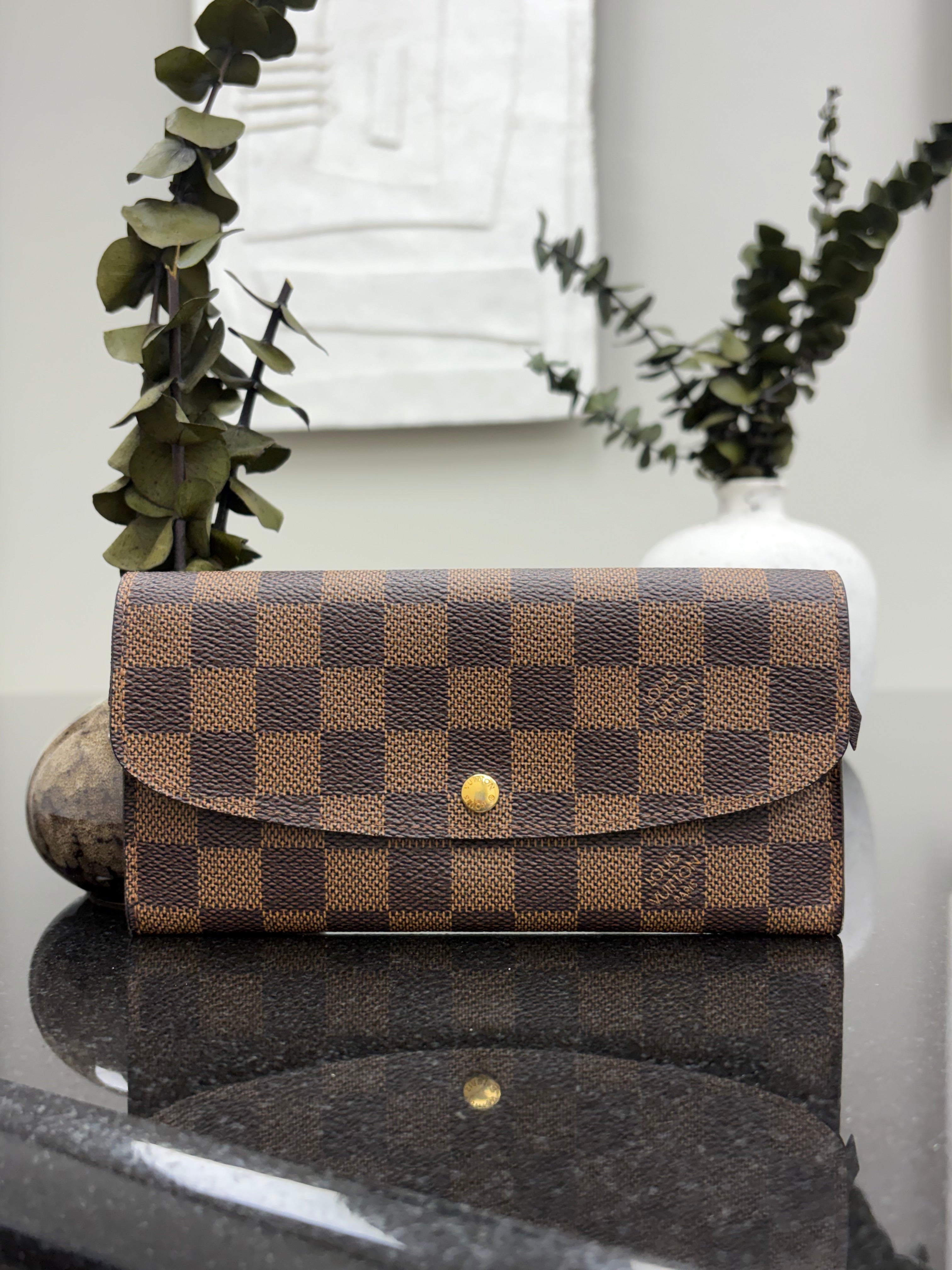 Louis Vuitton Damier Ebene Emilie Wallet