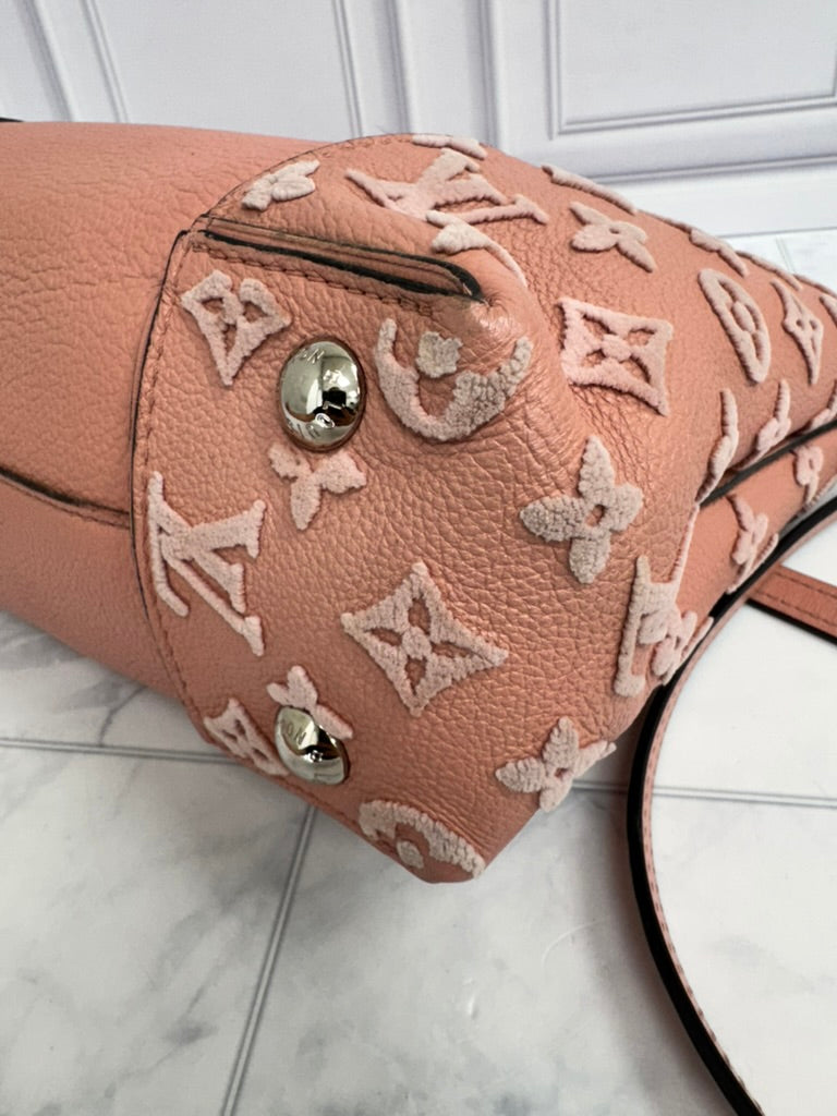 Louis Vuitton Magnolia Pink Monogram Tuffetage Veau Cachemire Tote W BB