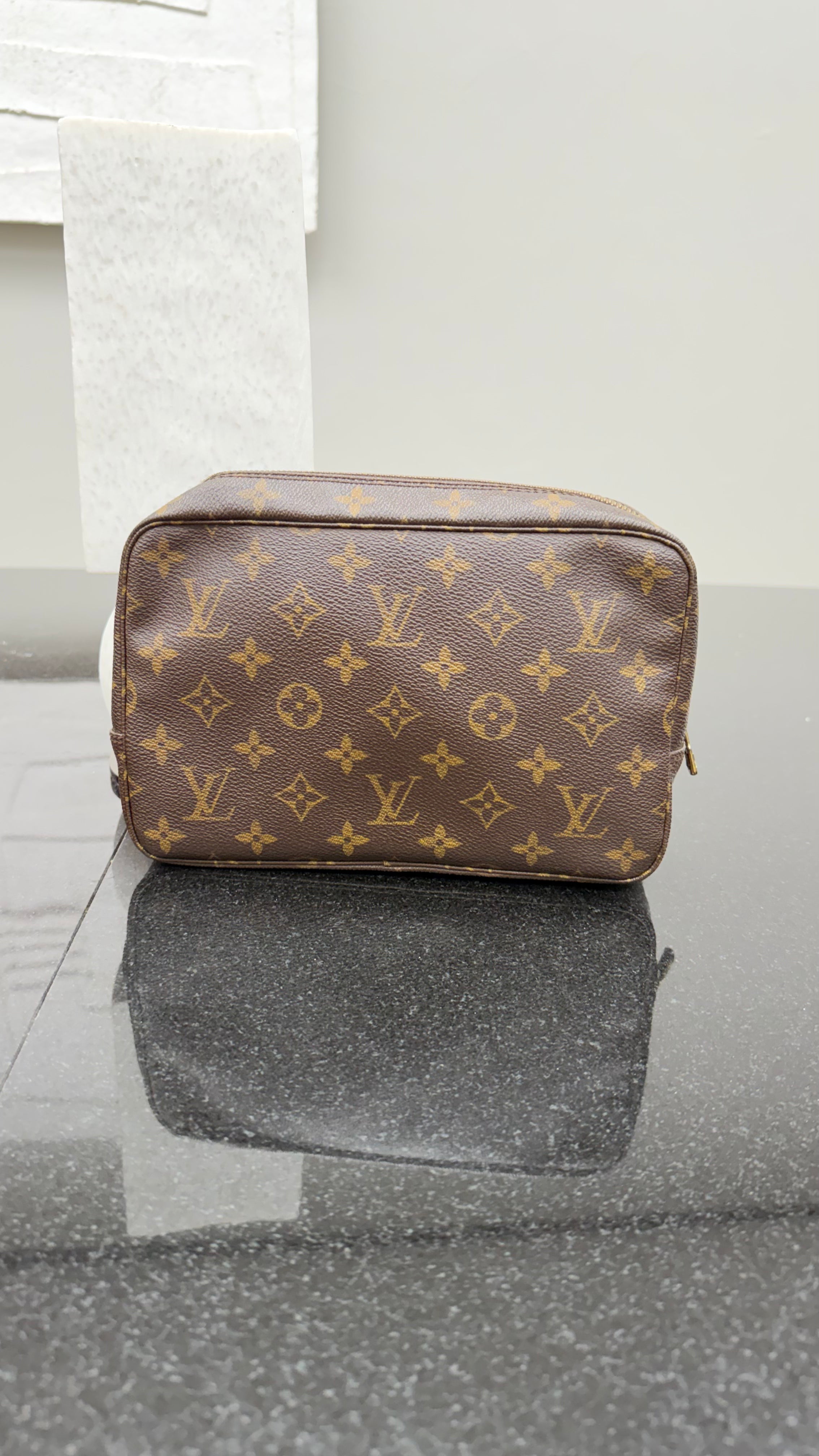 Louis Vuitton Monogram Trousse 23 Pouch