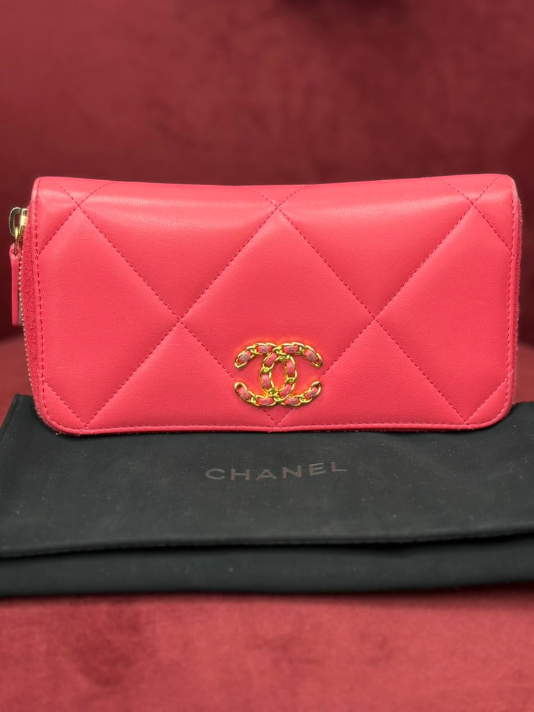 Chanel Pink Quilted Calfskin Leather Chanel 19 Zippy Wallet