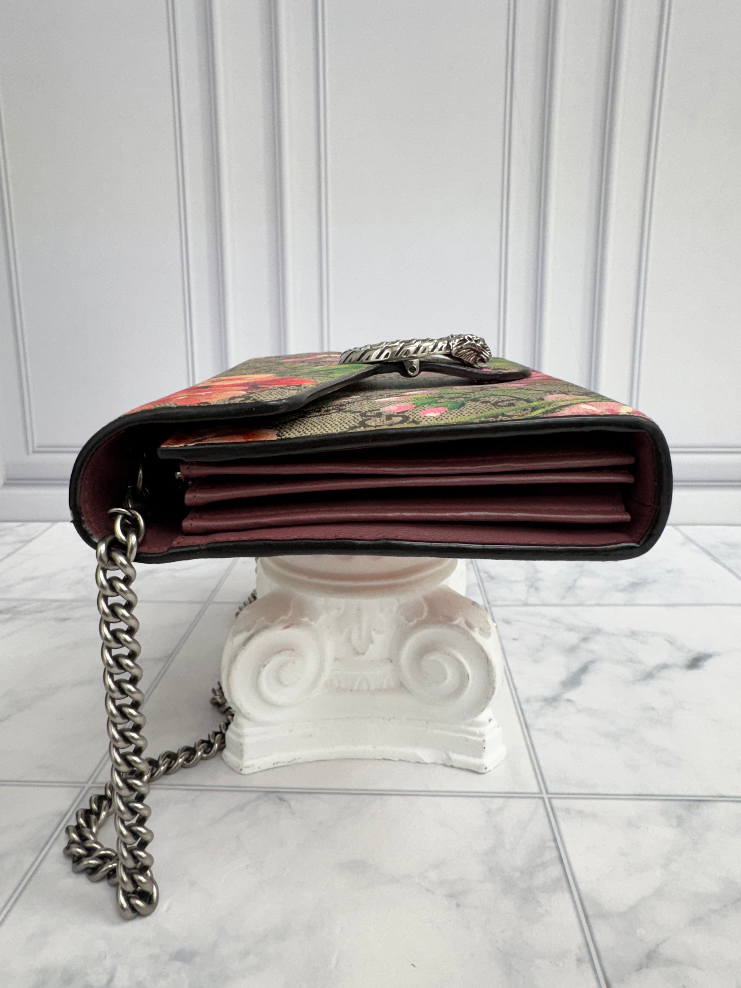 Gucci GG Supreme Blooms Dionysus Wallet On A Chain