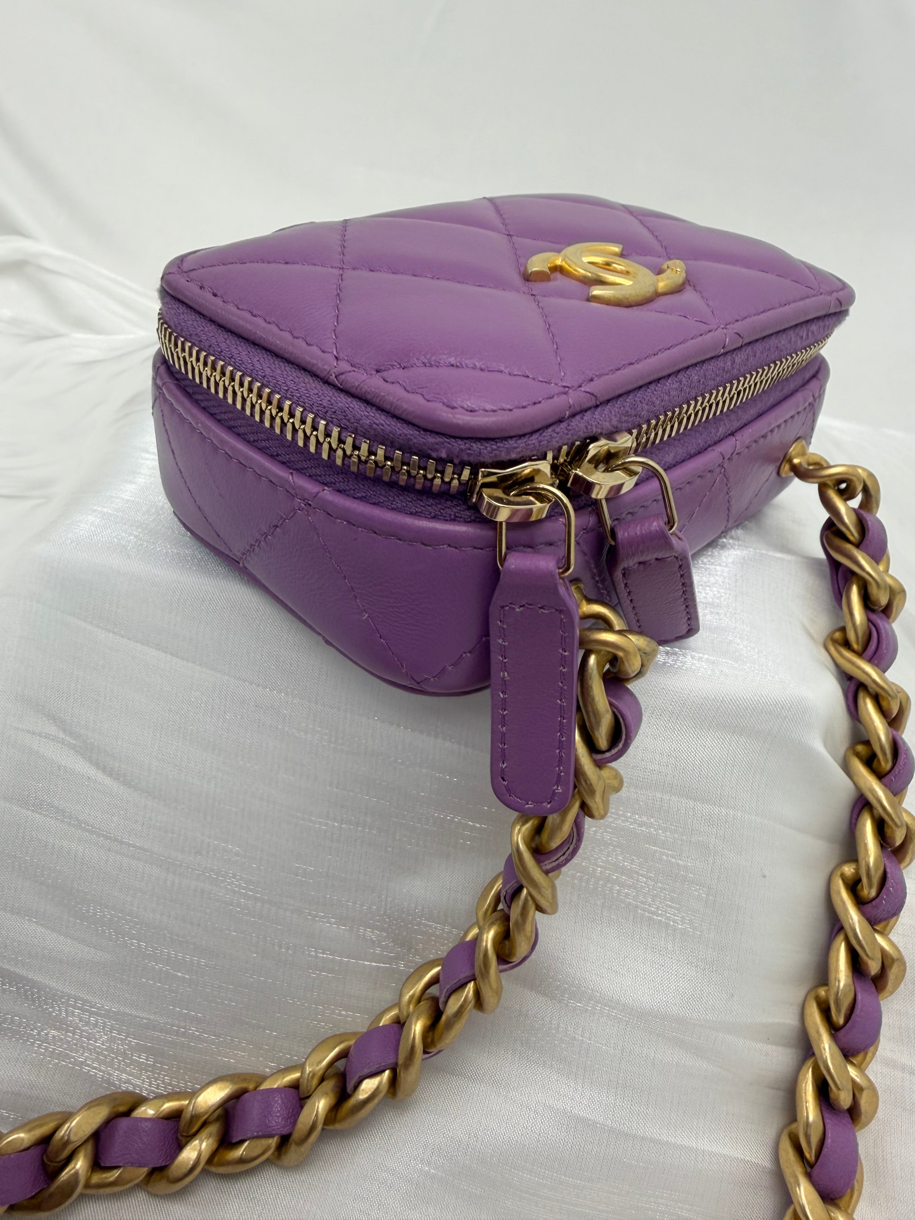 Like New- Chanel Purple Quilted Lambskin Mini CC Zip Around Card Holder on a Chain