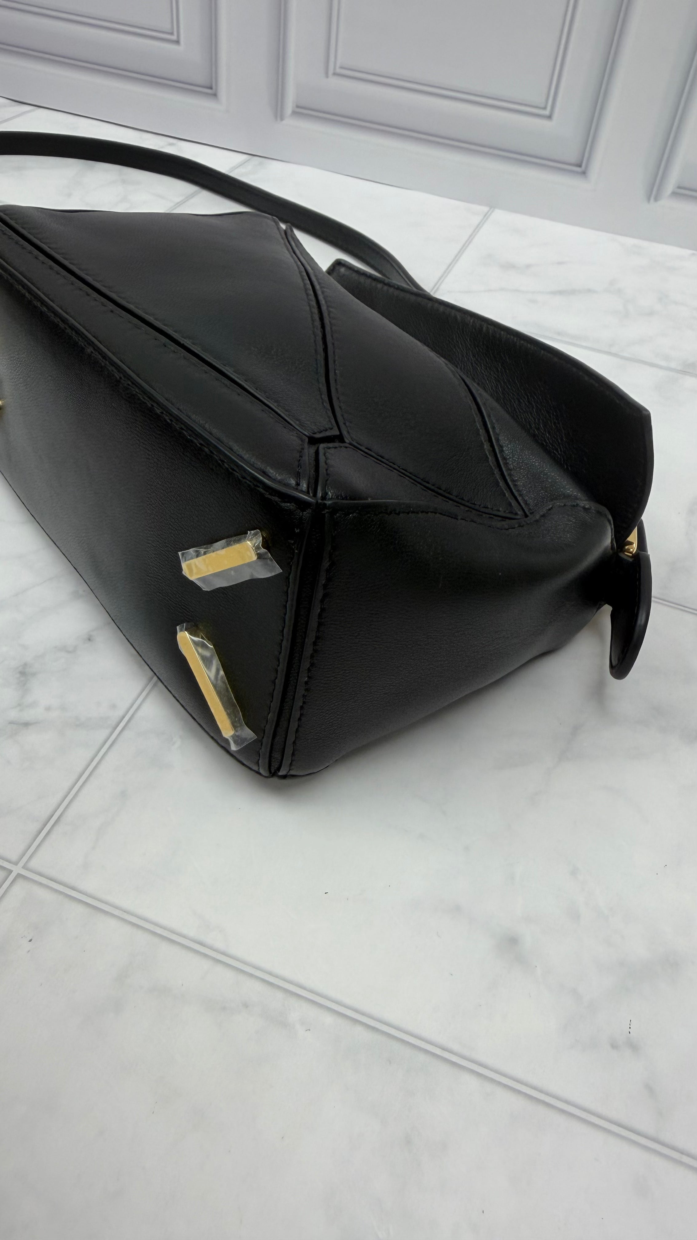 *DONS DROP* LIKE NEW- Loewe Black Lambskin Mini Puzzle Bag