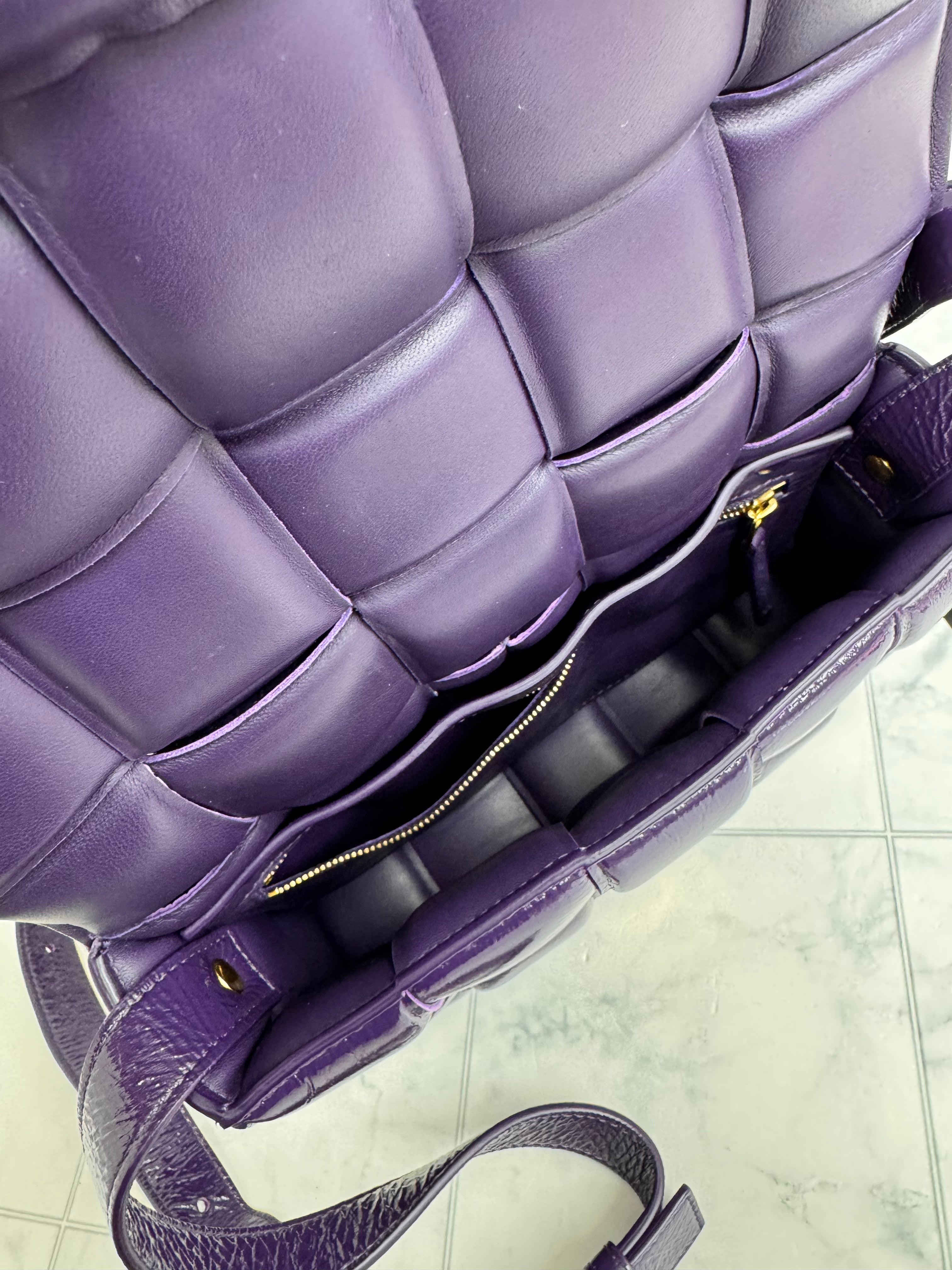 LIKE NEW - Bottega Veneta Purple Maxi Intrecciato Patent Leather Cassette Crossbody Bag