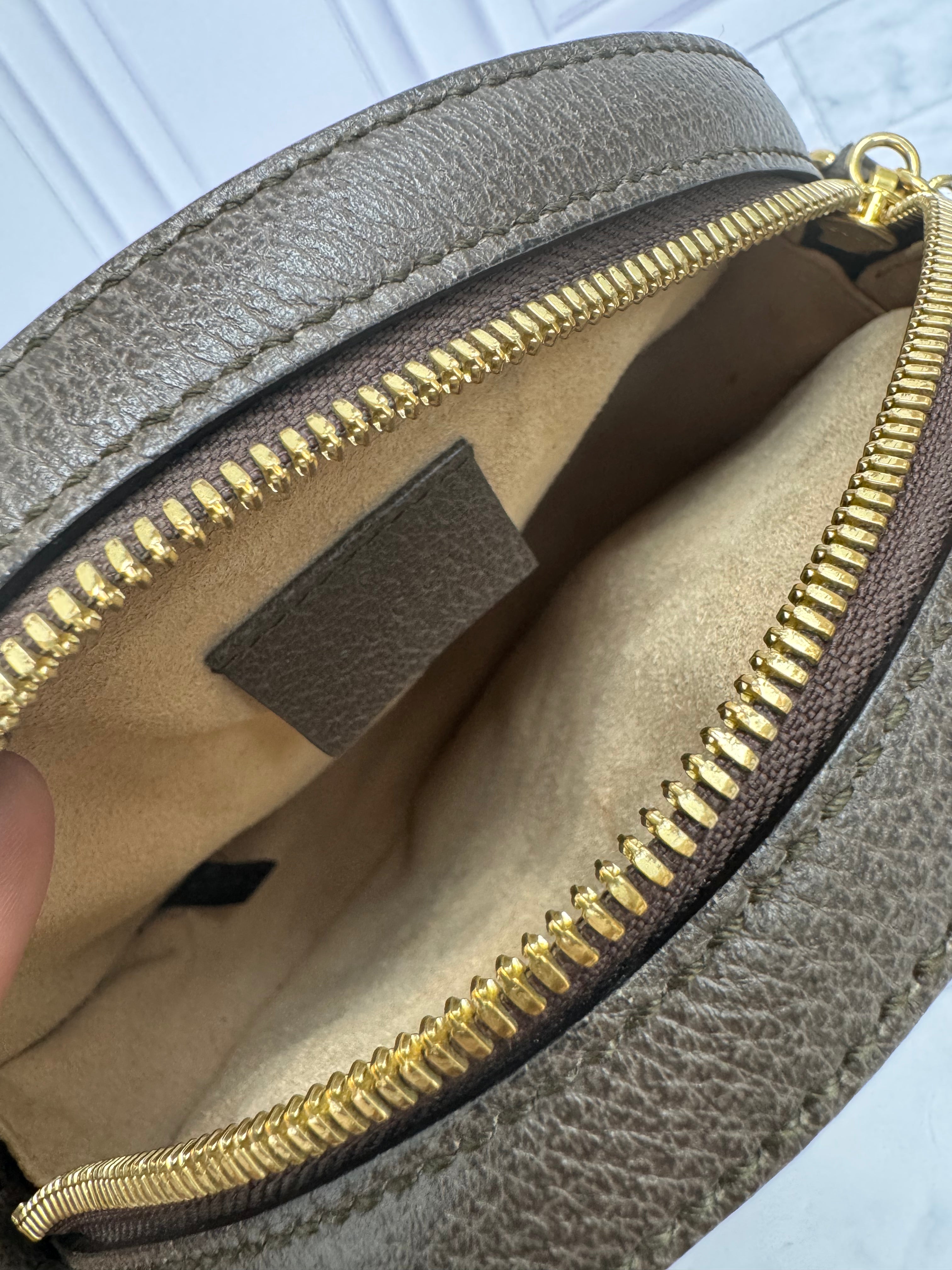 Gucci GG Supreme Web Canvas Ophidia Round Crossbody Bag