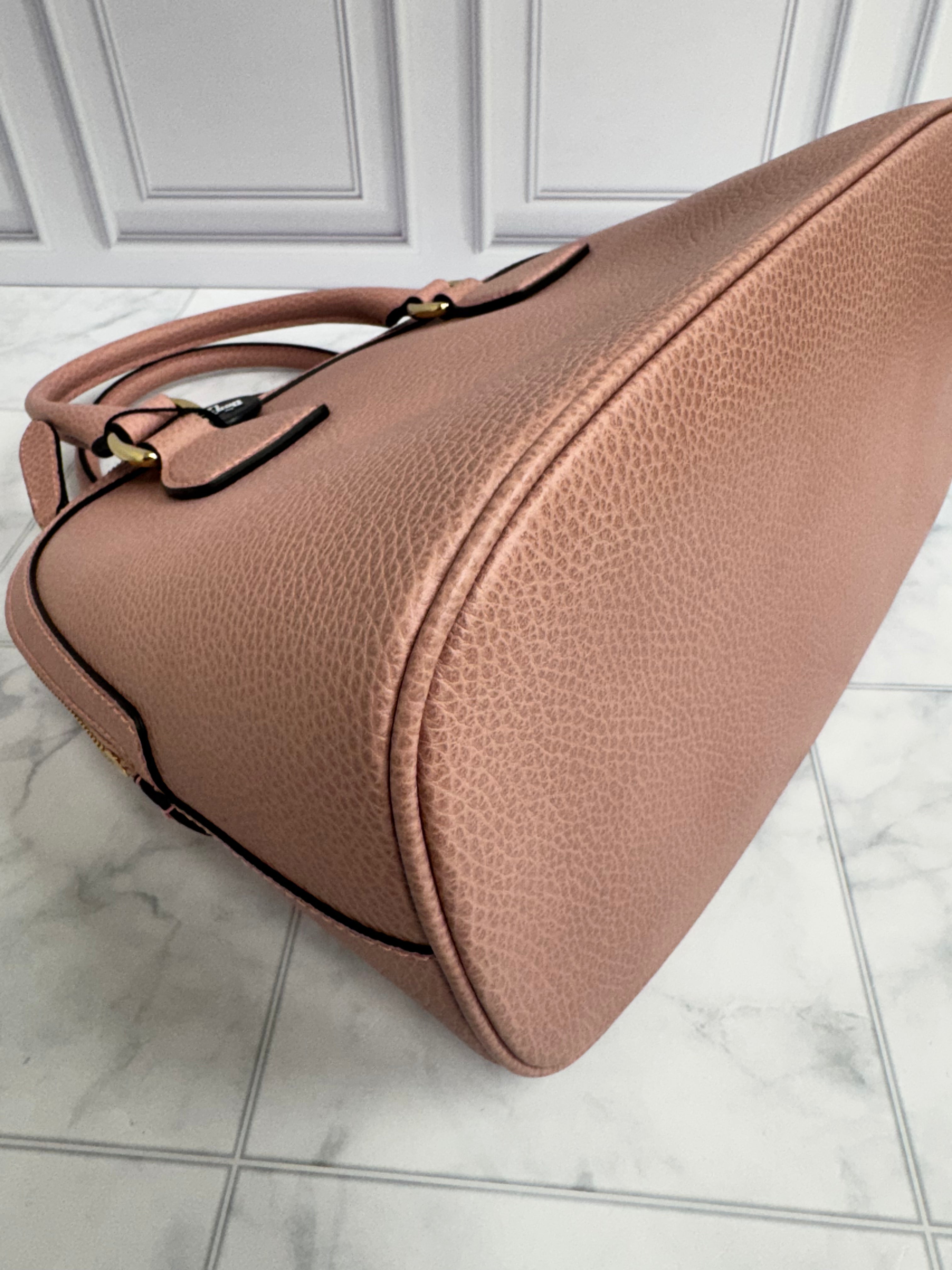 *DONS DROP* Gucci Pink Pebbled Leather GG Charm Dome Bag