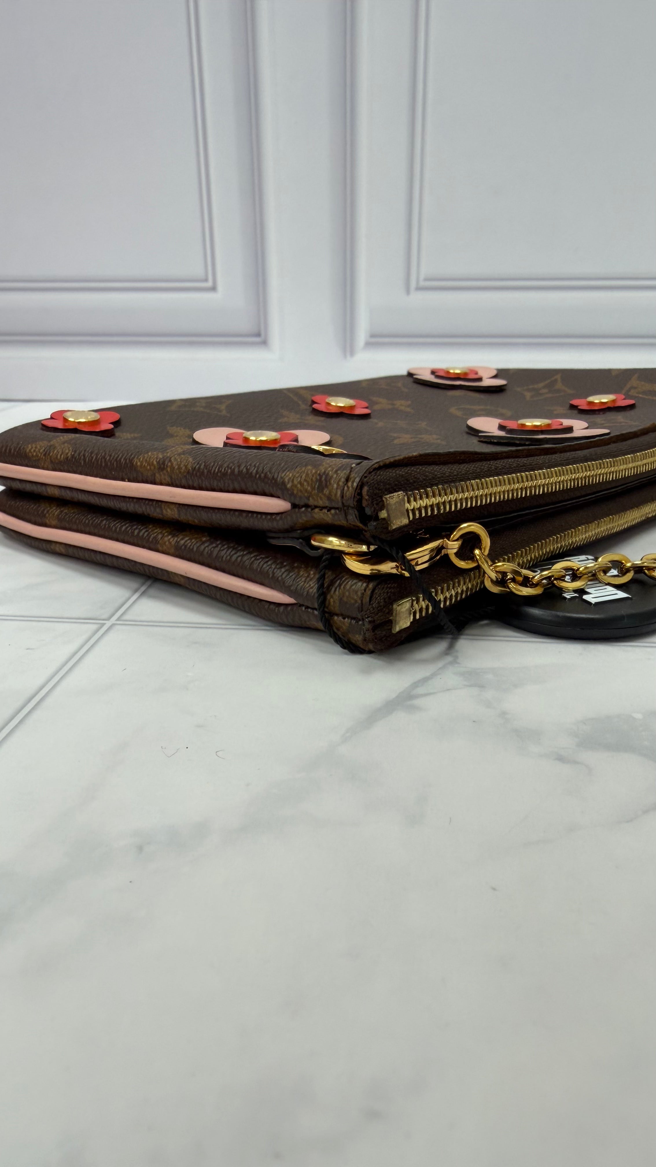 *DONS DROP* Louis Vuitton Monogram Blooming Flowers Double Zip Pochette Crossbody