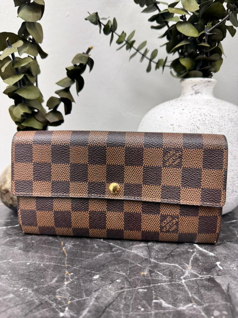 Louis Vuitton Damier Ebene Sarah Long Wallet