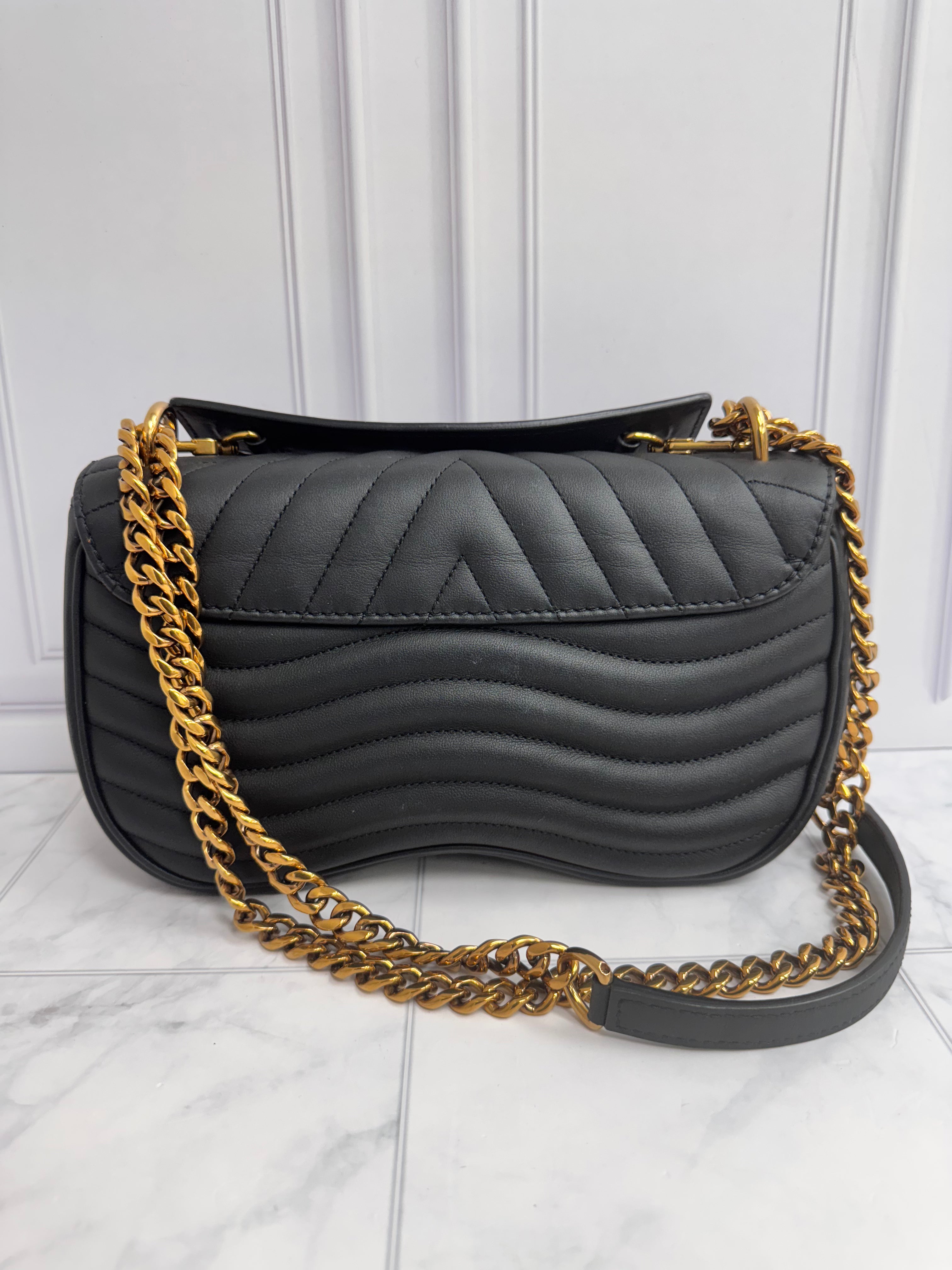 Louis Vuitton Black Quilted New Wave Chain Bag MM