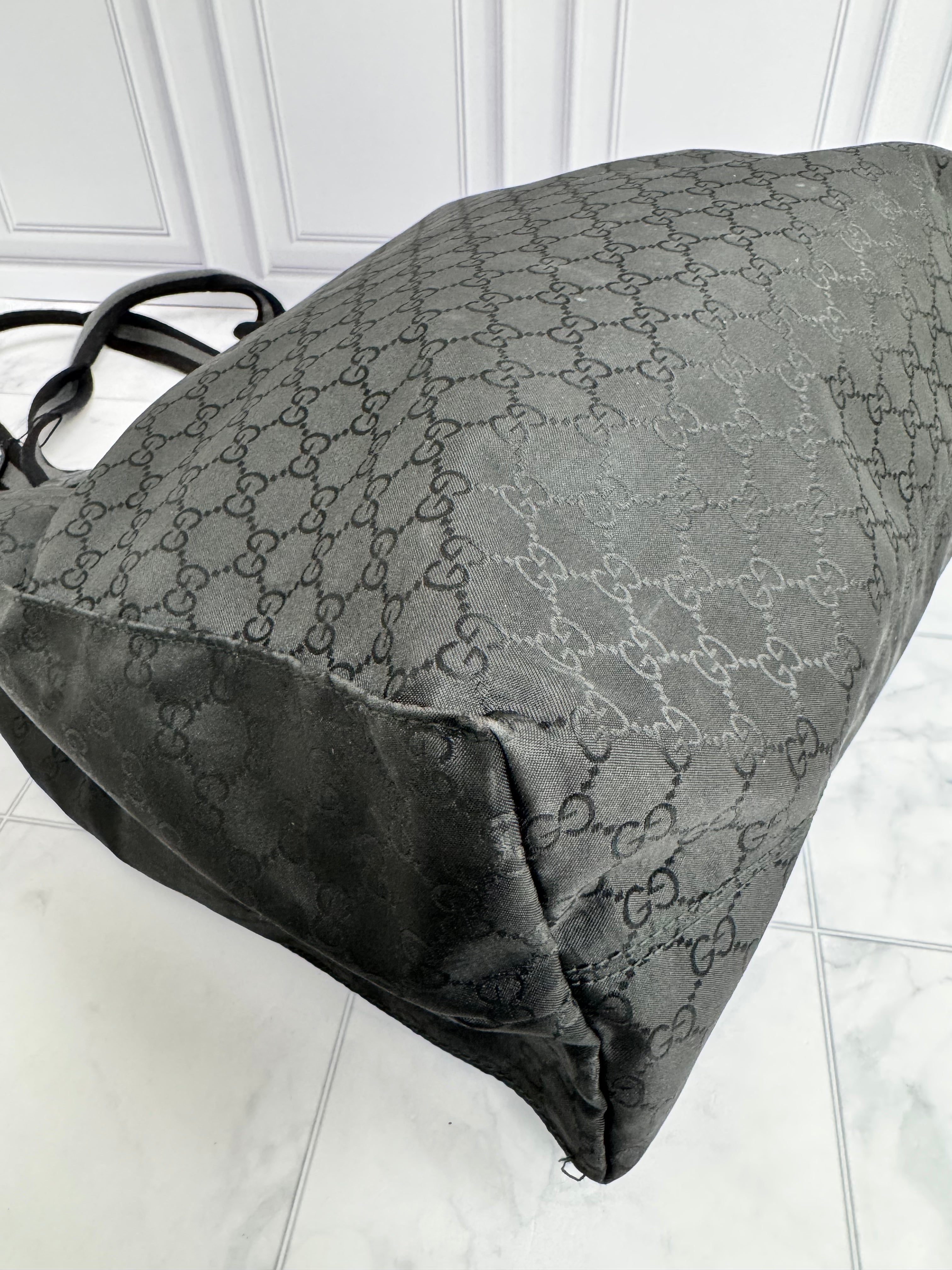 *DONS DROP* Gucci Black Nylon GG Monogram Tote Bag