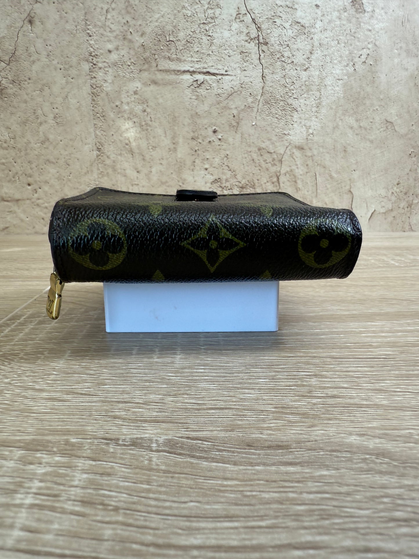 Louis Vuitton Monogram Zippy Compact Wallet