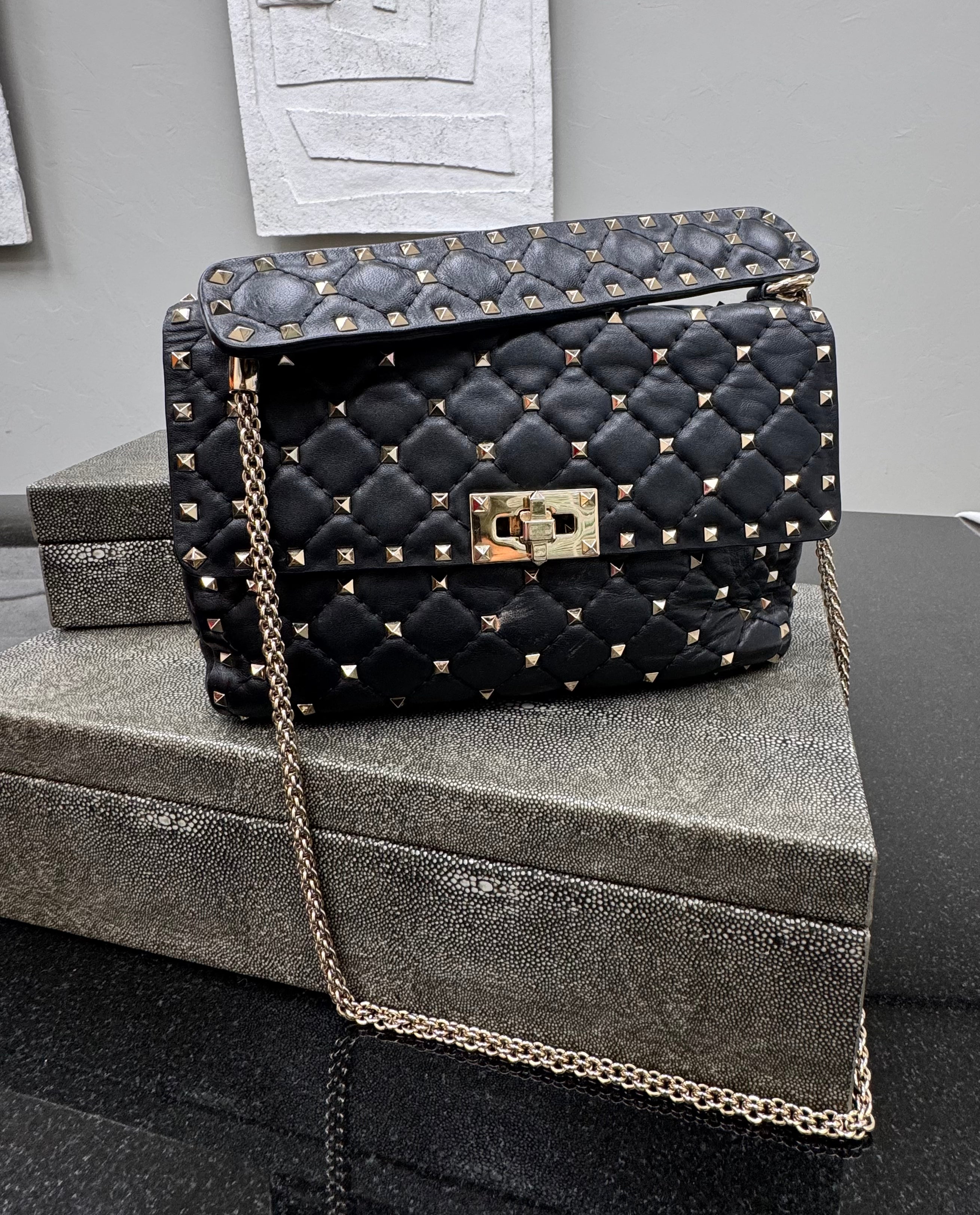 *DONS DROP* Valentino Black Lambskin Rockstud Spike Medium Shoulder Bag