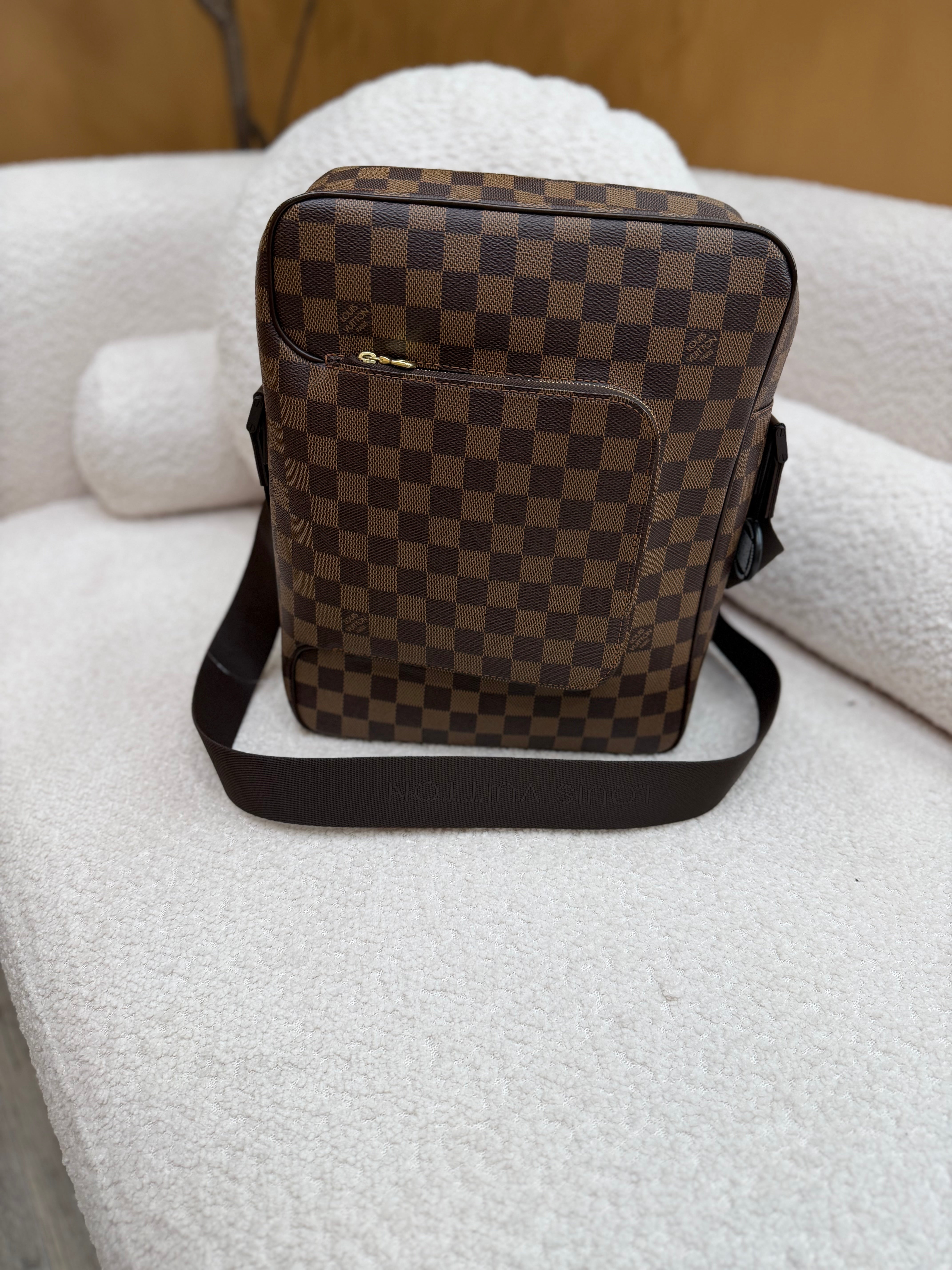 Louis Vuitton Damier Ebene Olav Messenger Bag