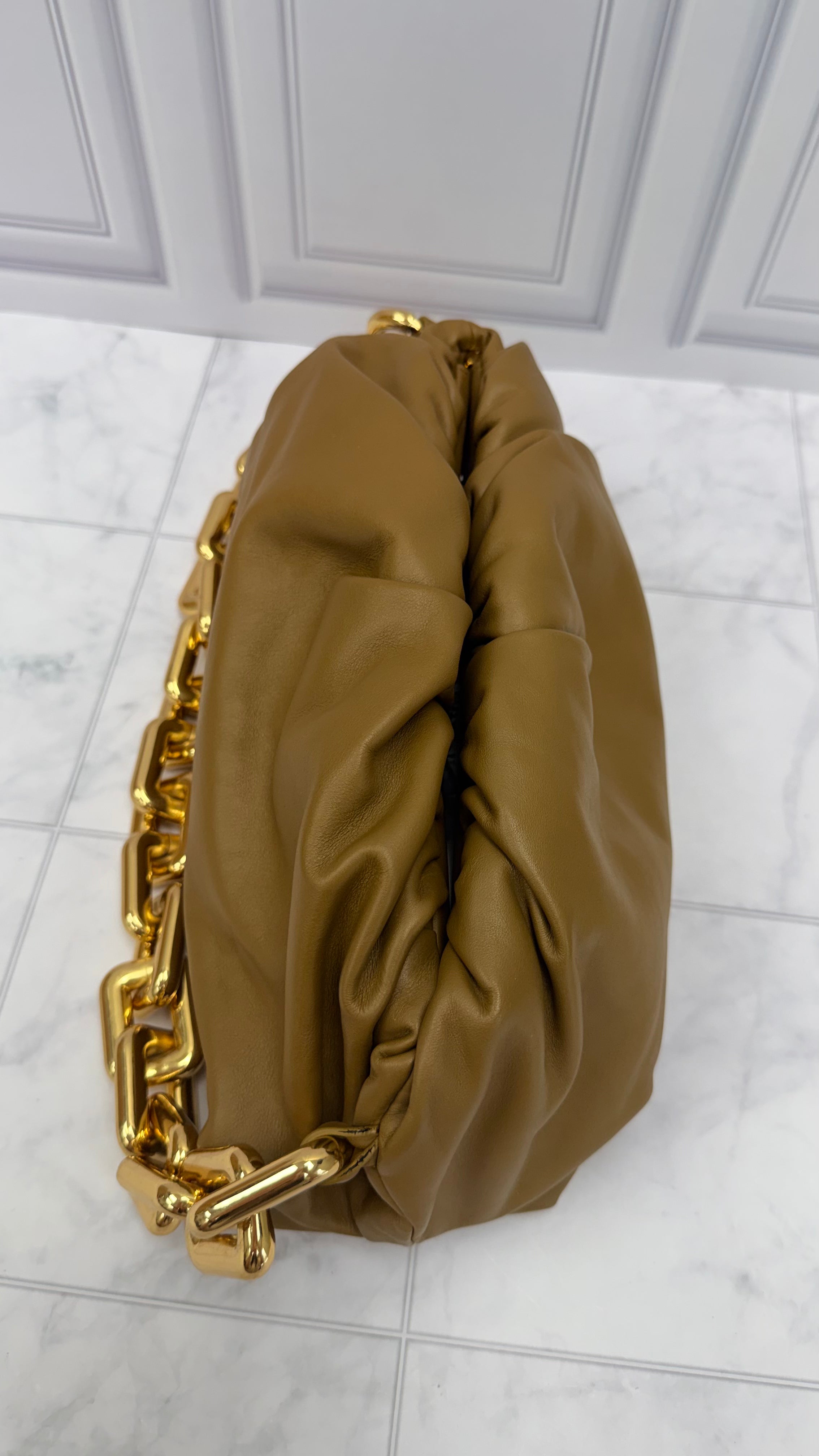 *DONS DROP* Bottega Veneta Brown Leather The Pouch Chain Shoulder Bag