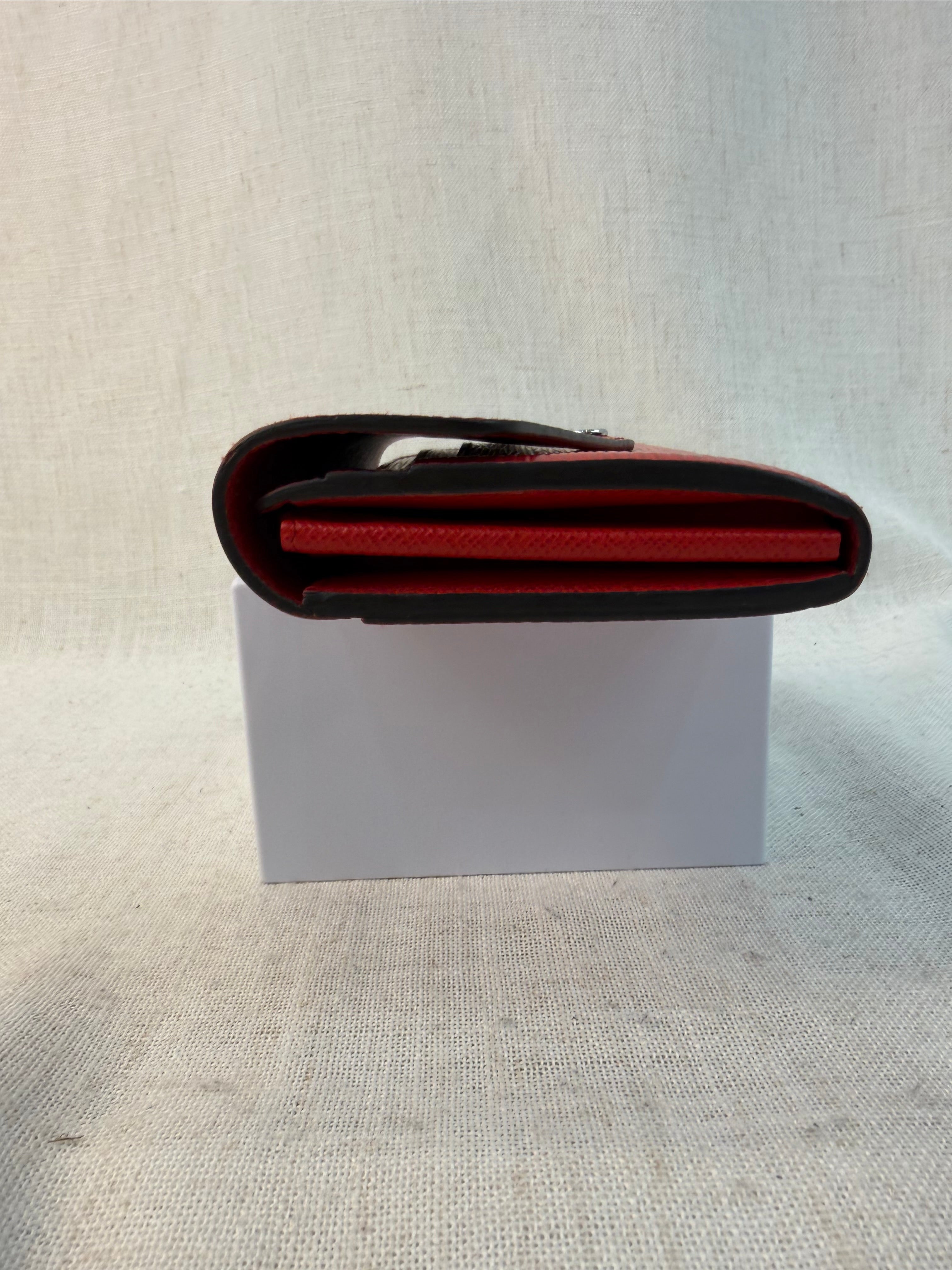 LIKE NEW Louis Vuitton Red Epi Sarah Wallet