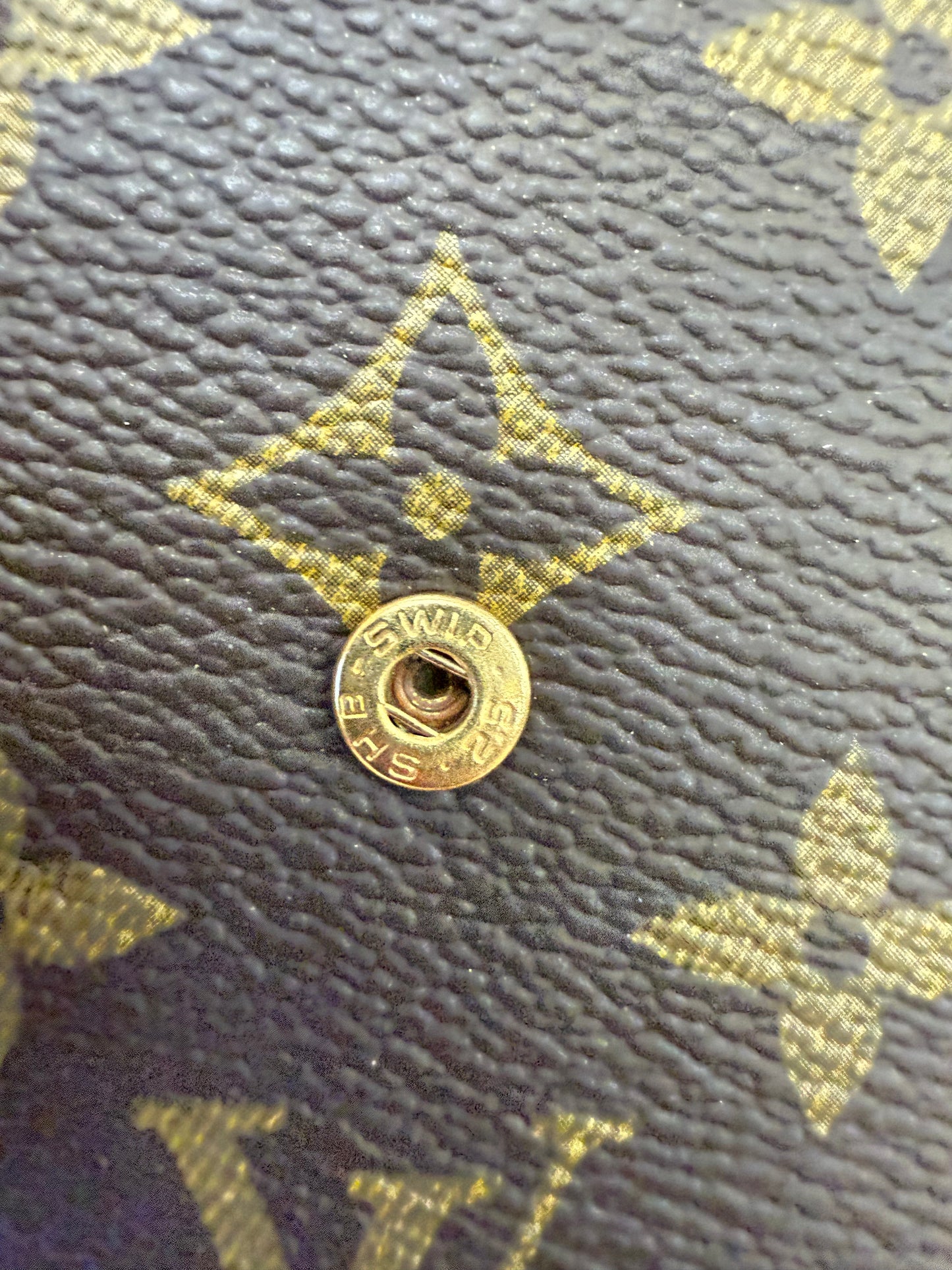 Louis Vuitton Monogram Elise Wallet