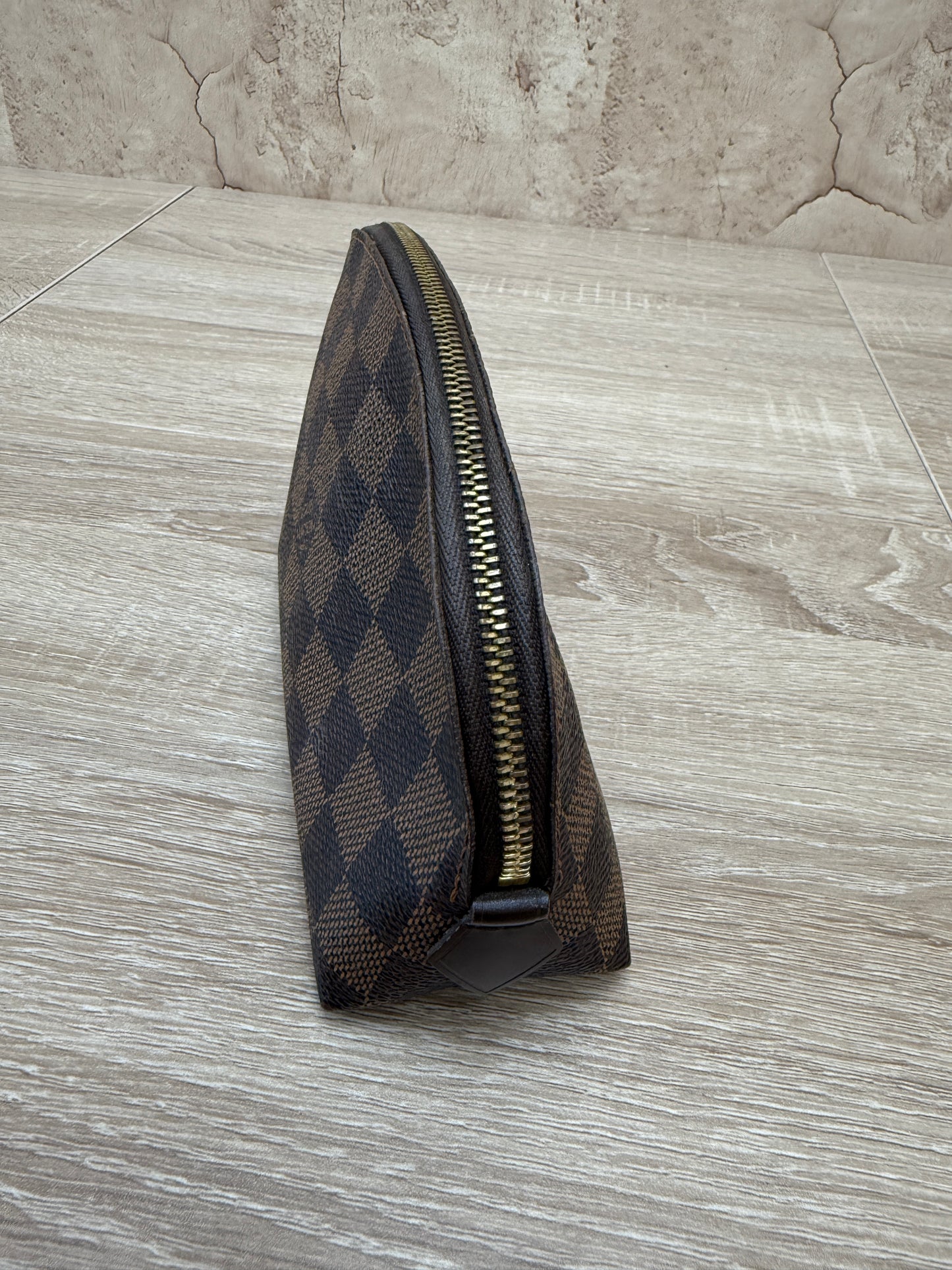 Louis Vuitton Damier Ebene Cosmetic Case