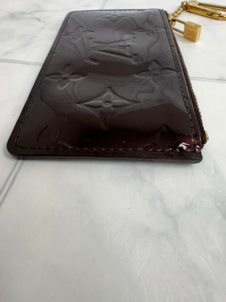 Louis Vuitton Burgundy Monogram Vernis Key Cles