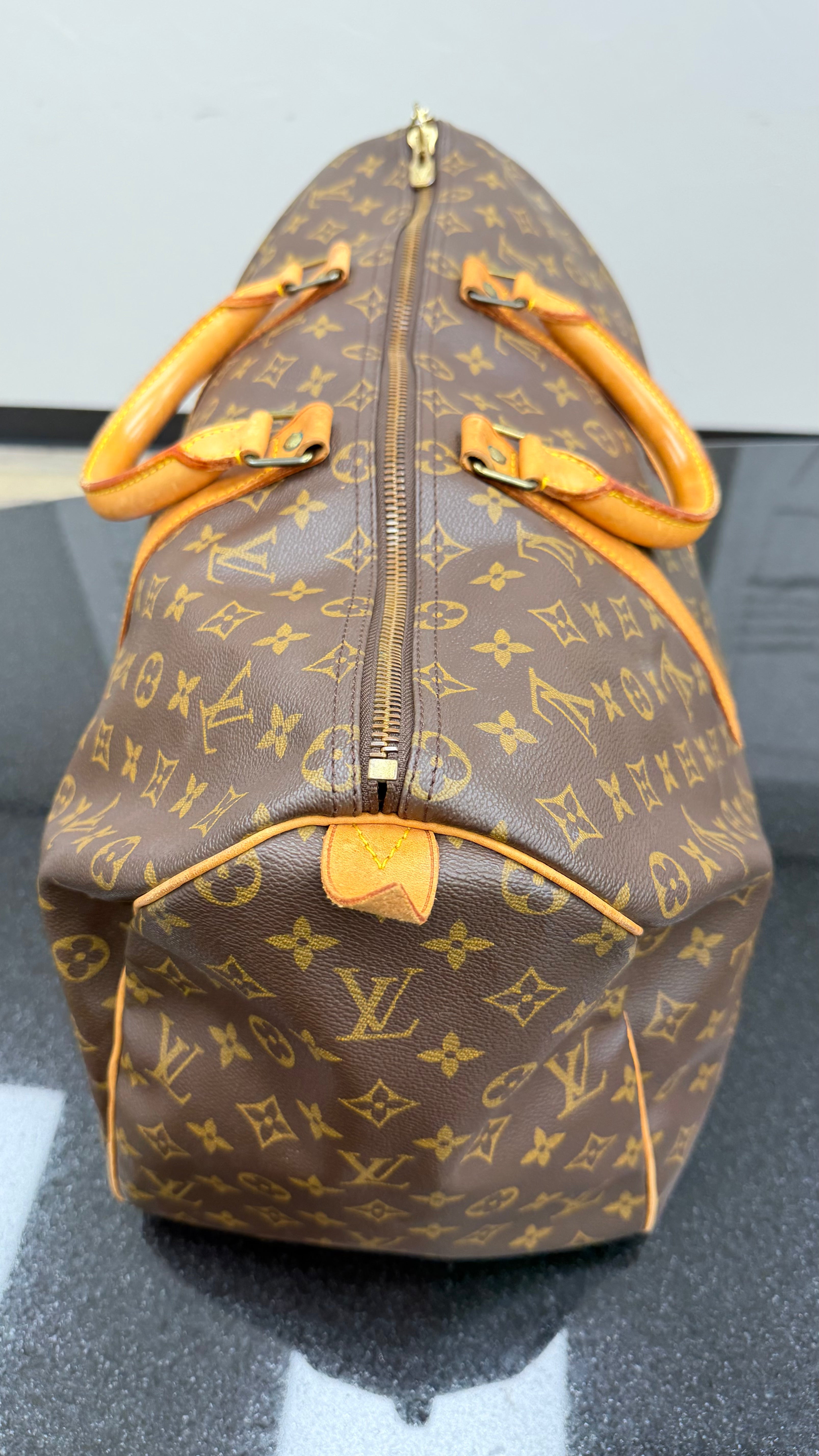 Louis Vuitton Monogram Keepall 50