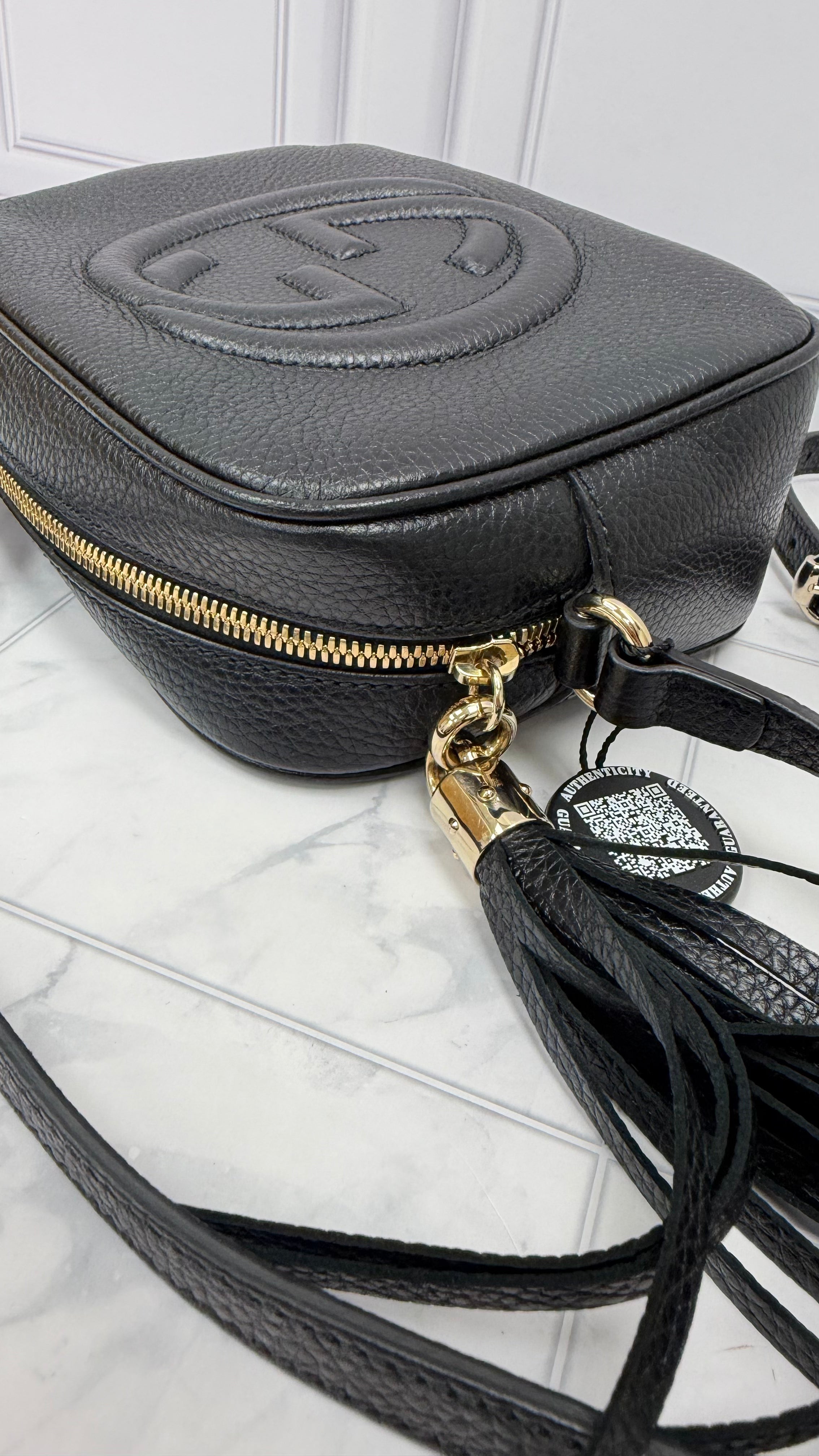 *DONS DROP* Gucci Black Pebbled Leather Soho Disco Small Camera Bag